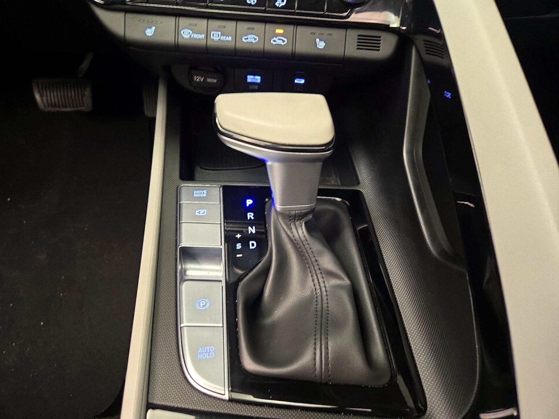 Thumbnail: 2025 Hyundai Elantra - 18