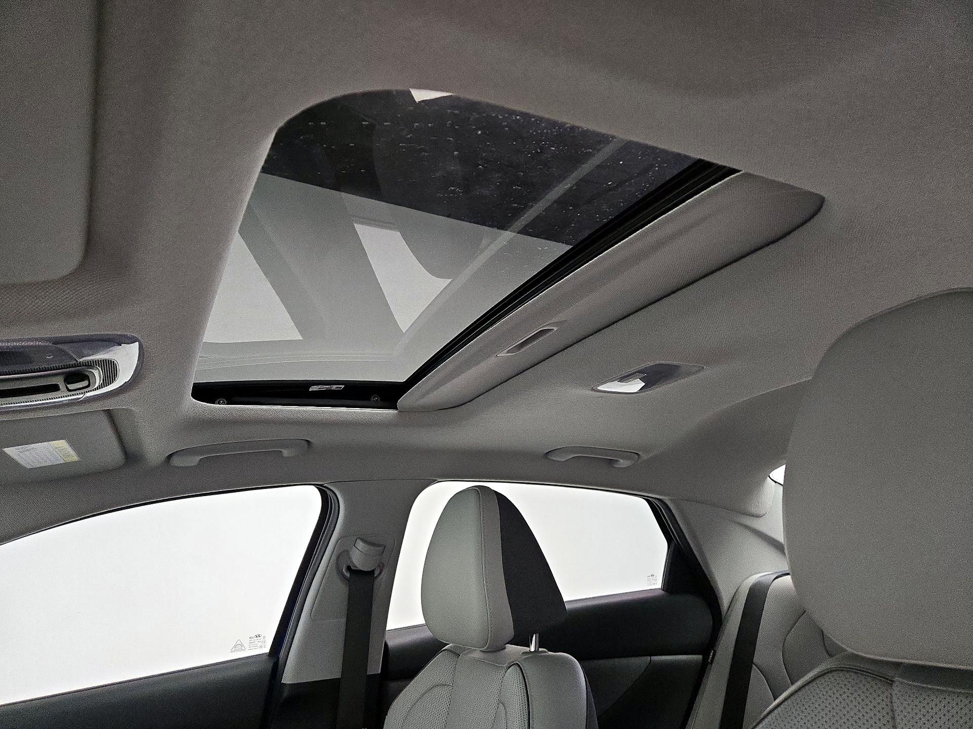 Thumbnail: 2025 Hyundai Elantra - 20