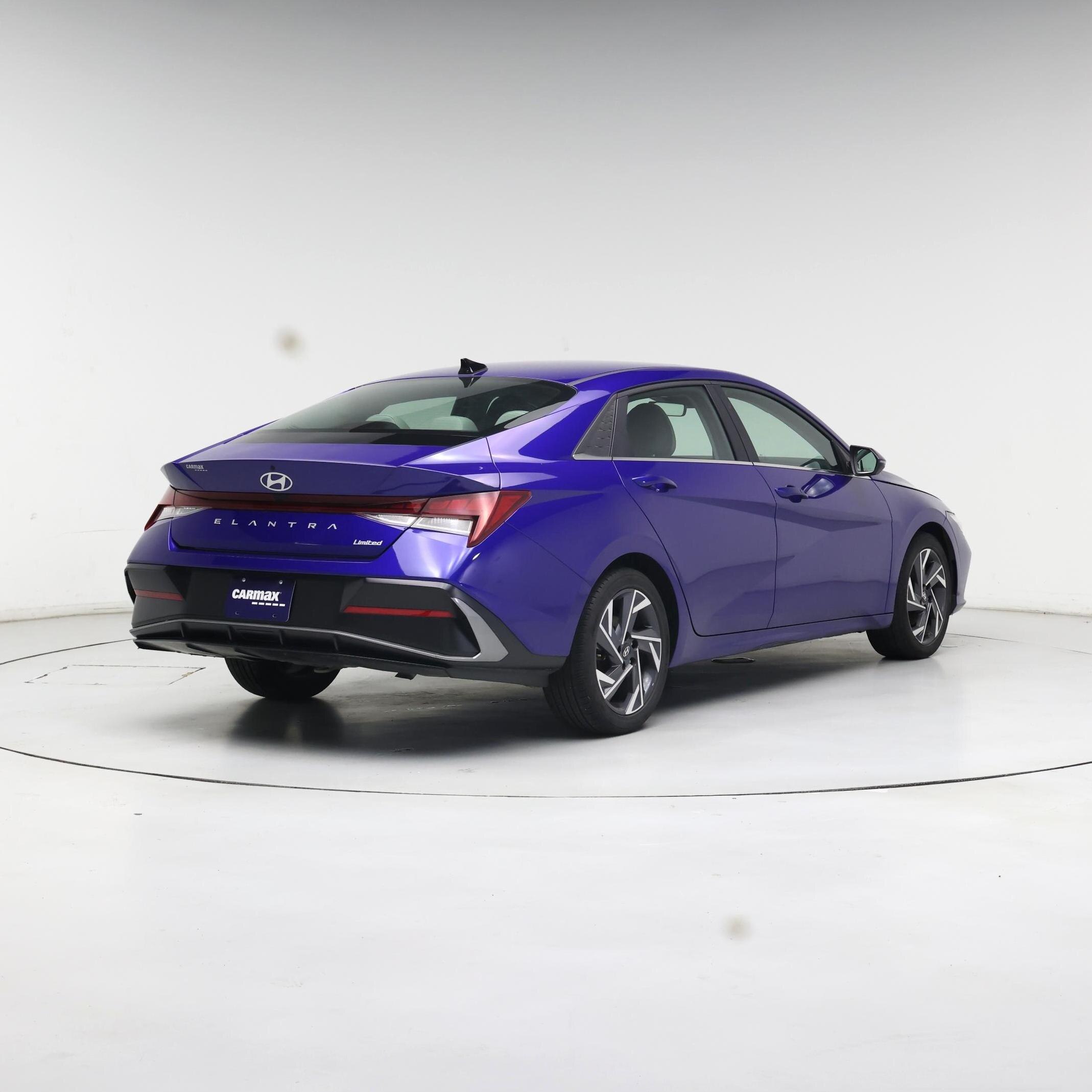 Thumbnail: 2025 Hyundai Elantra - 8