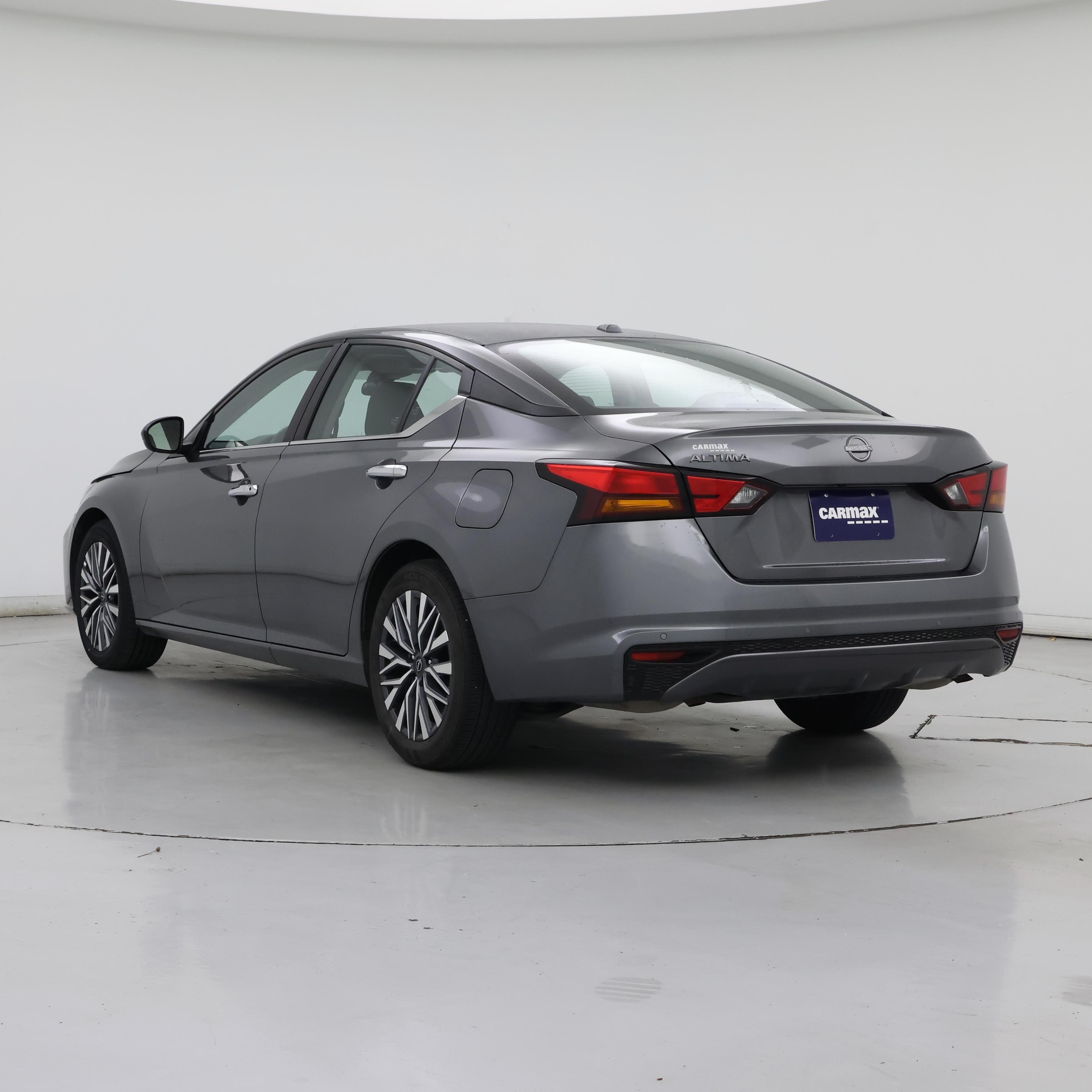 Thumbnail: 2025 Nissan Altima - 2