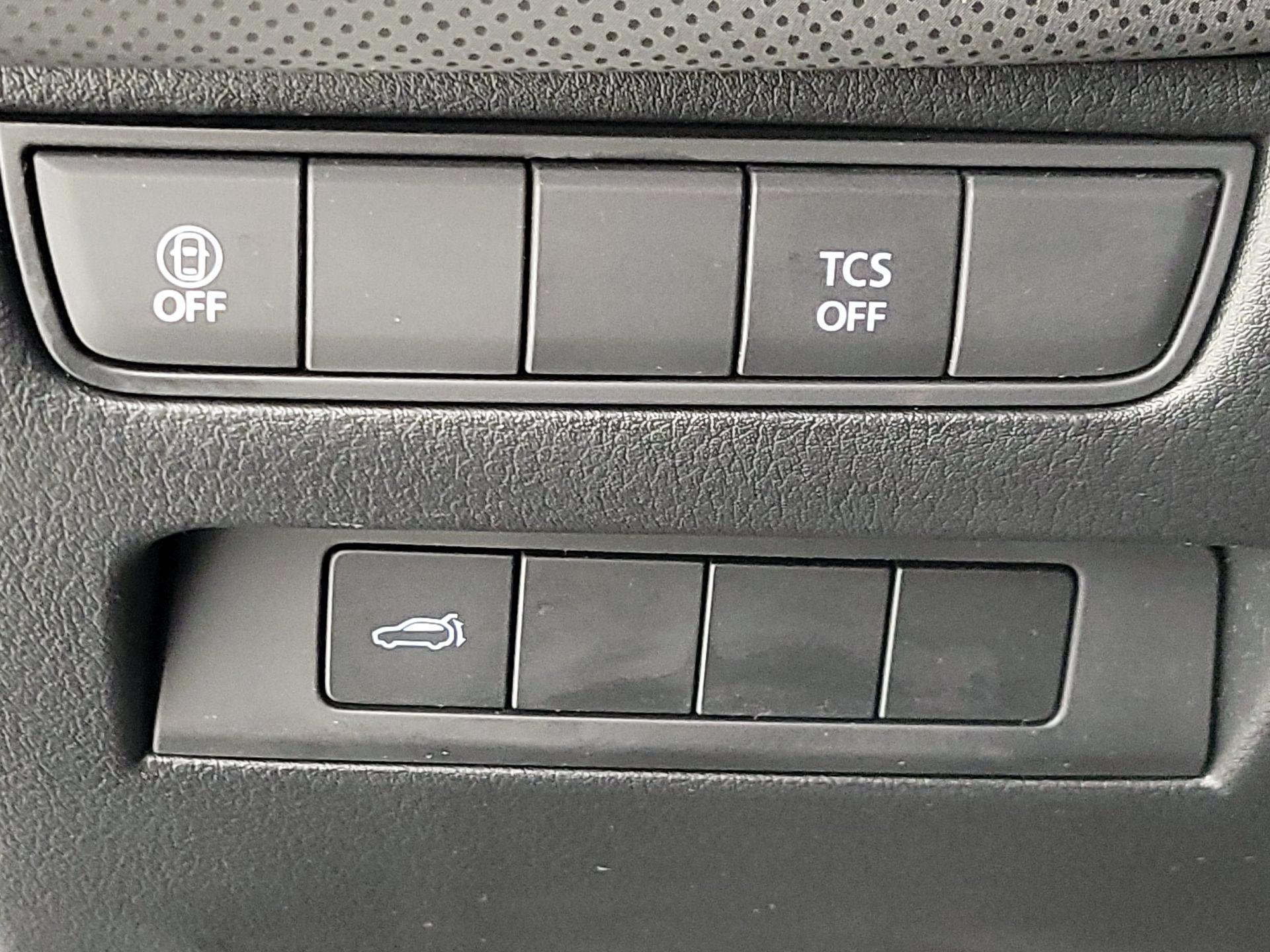 Thumbnail: 2025 Mazda CX-50 - 13