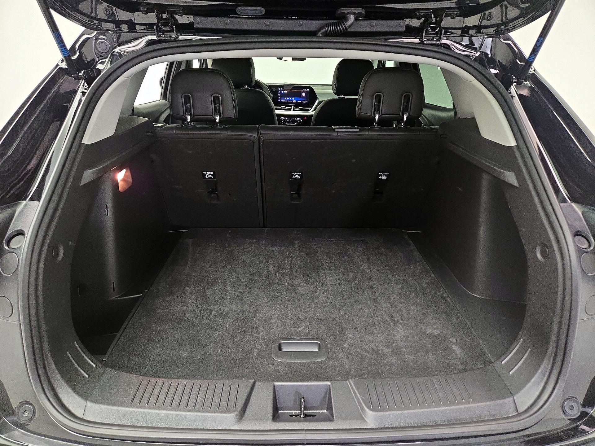 Thumbnail: 2025 Chevrolet Trax - 20