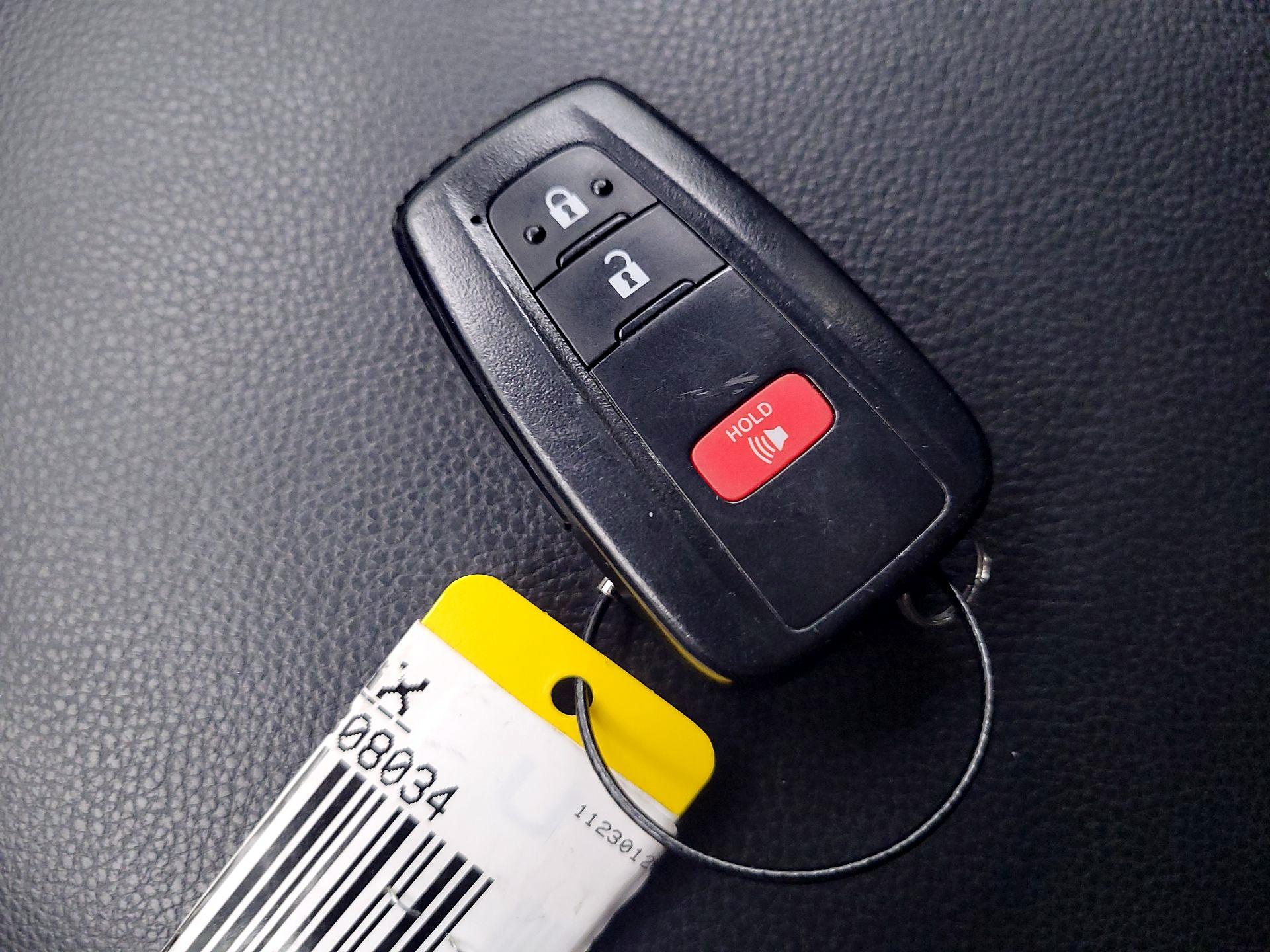 Thumbnail: 2025 Toyota RAV4 - 18