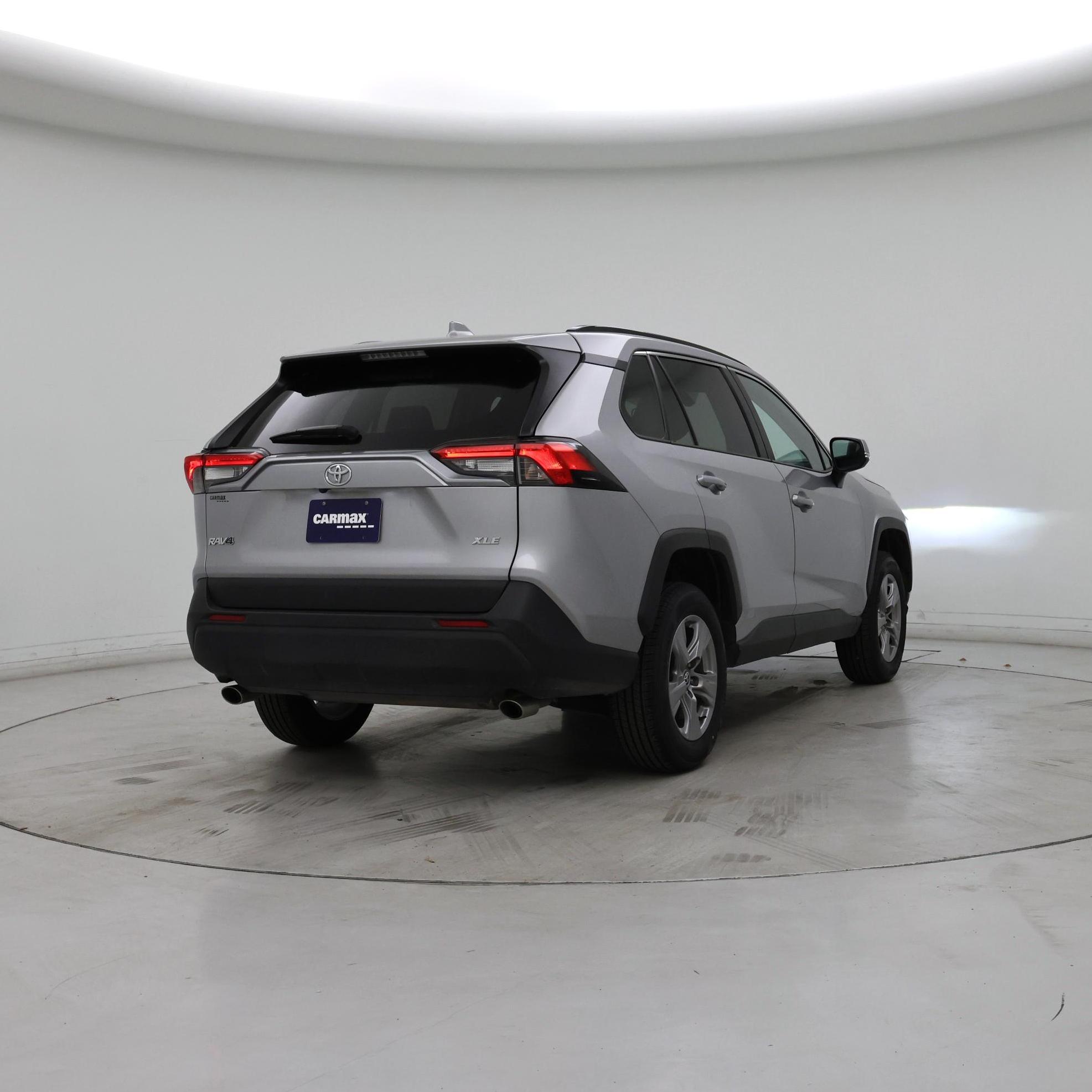 Thumbnail: 2025 Toyota RAV4 - 8