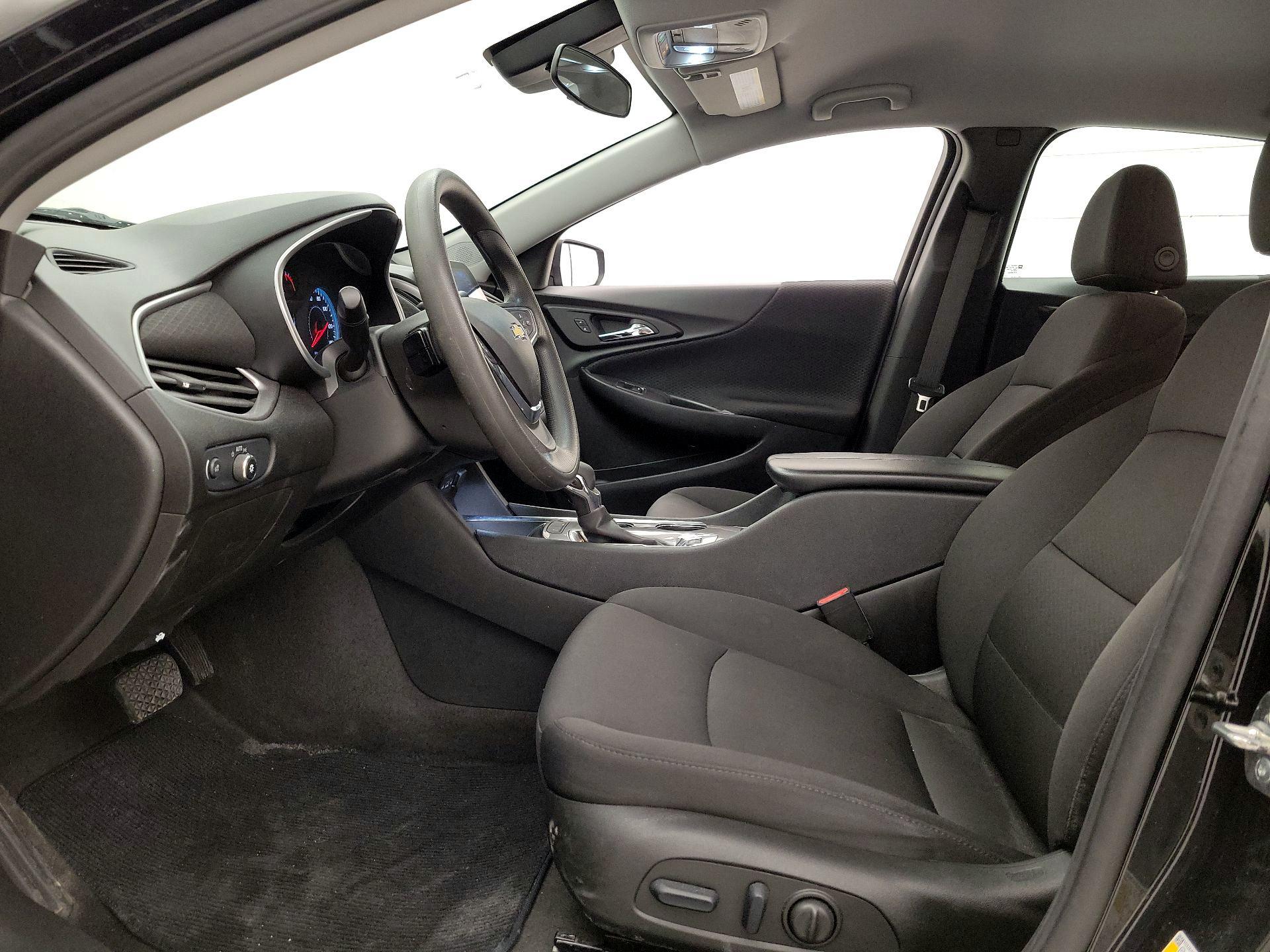 Thumbnail: 2024 Chevrolet Malibu - 11