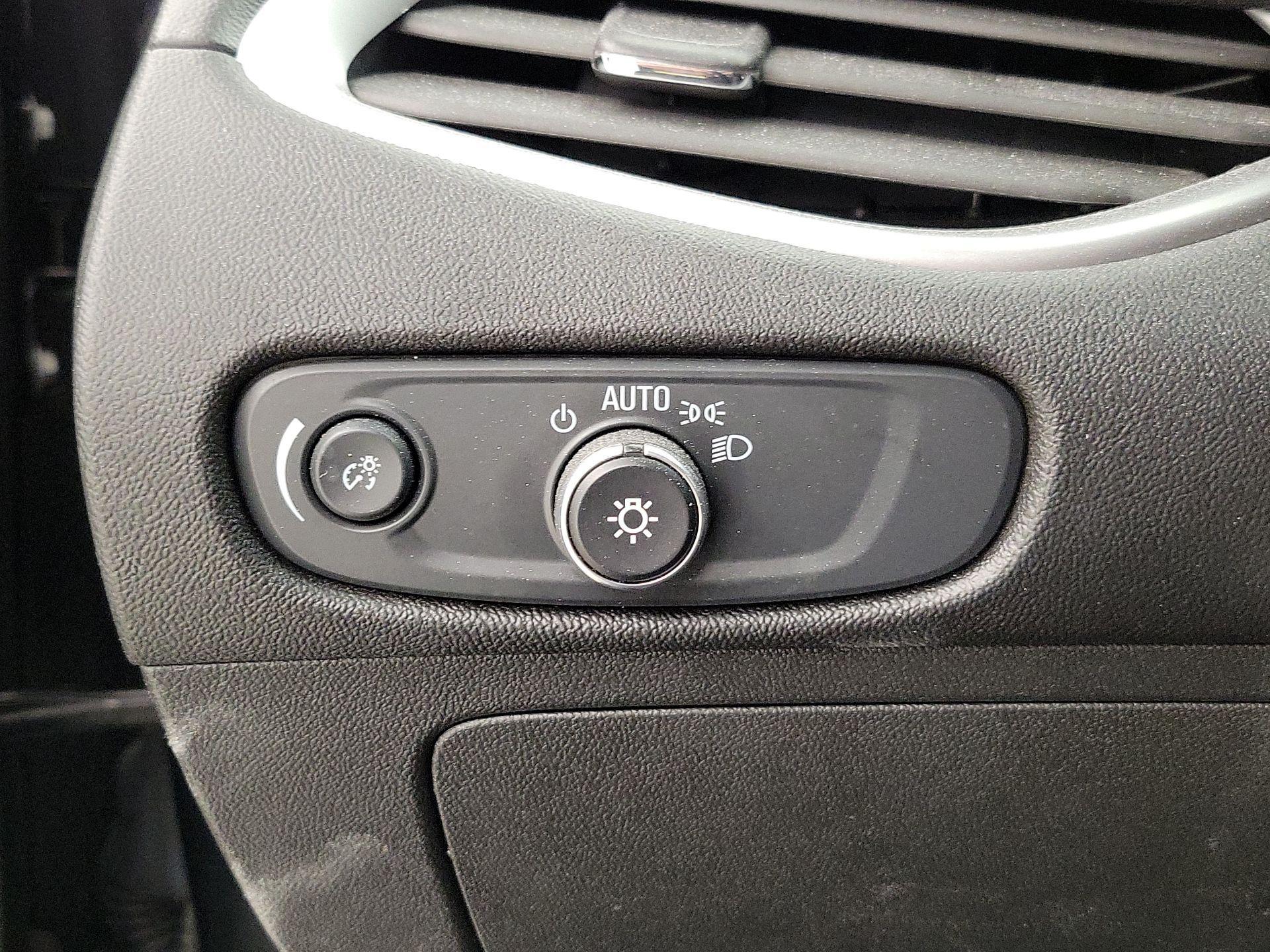 Thumbnail: 2024 Chevrolet Malibu - 13