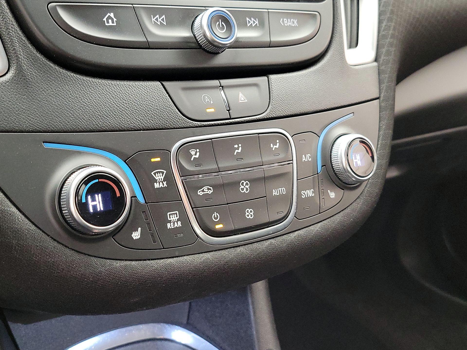 Thumbnail: 2024 Chevrolet Malibu - 16