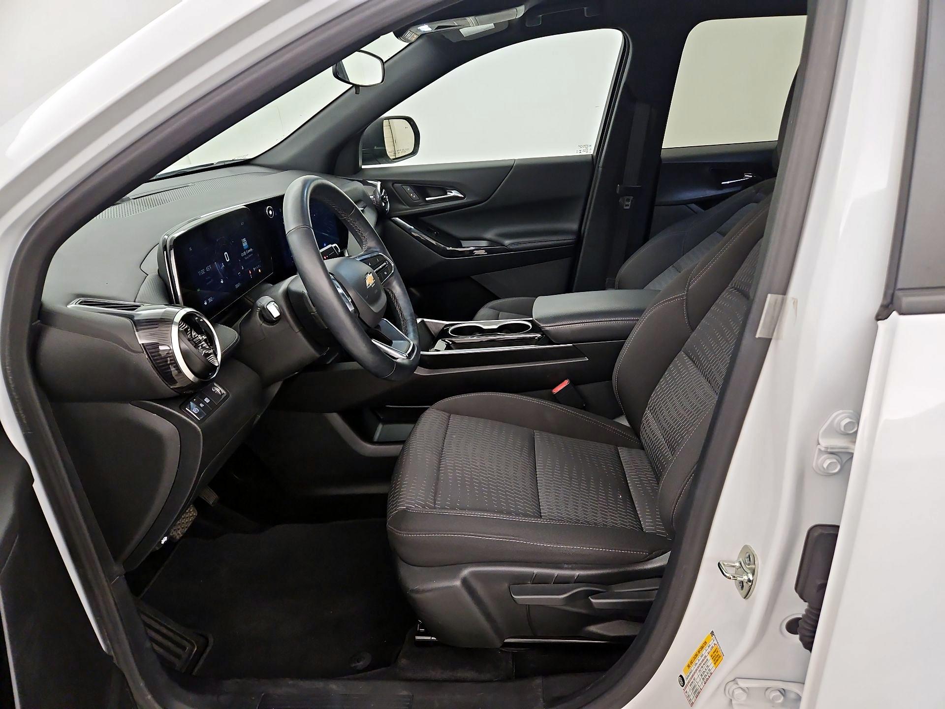 Thumbnail: 2025 Chevrolet Equinox - 11