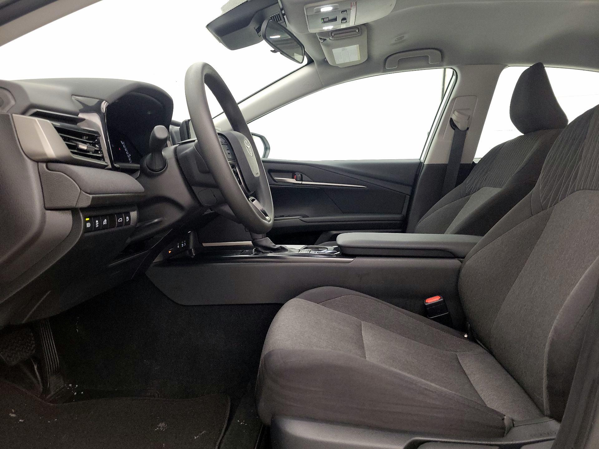 Thumbnail: 2025 Toyota Camry - 11