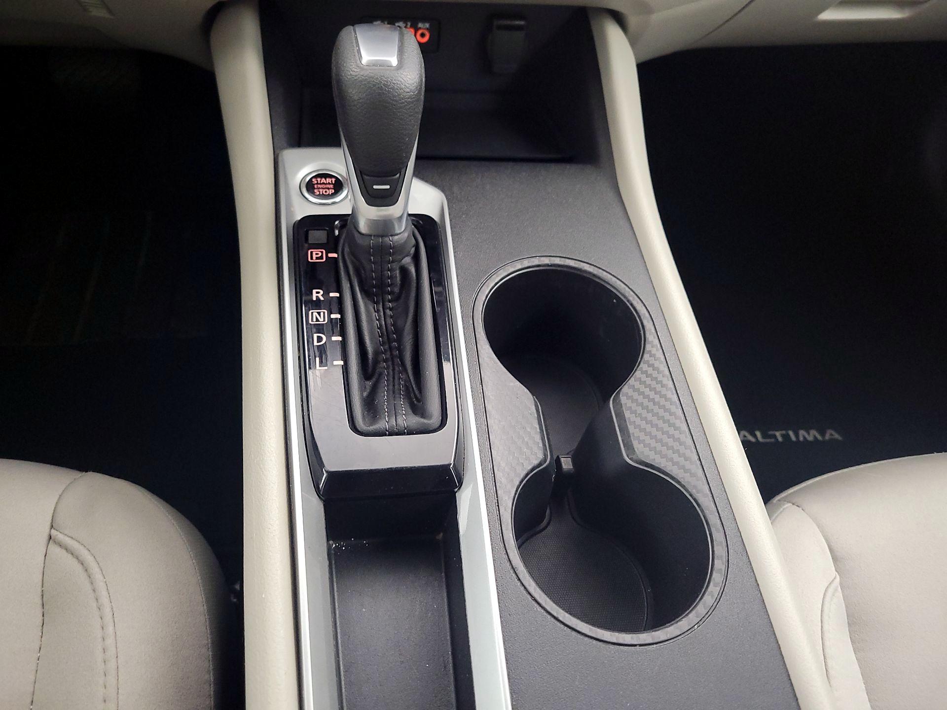 Thumbnail: 2025 Nissan Altima - 17