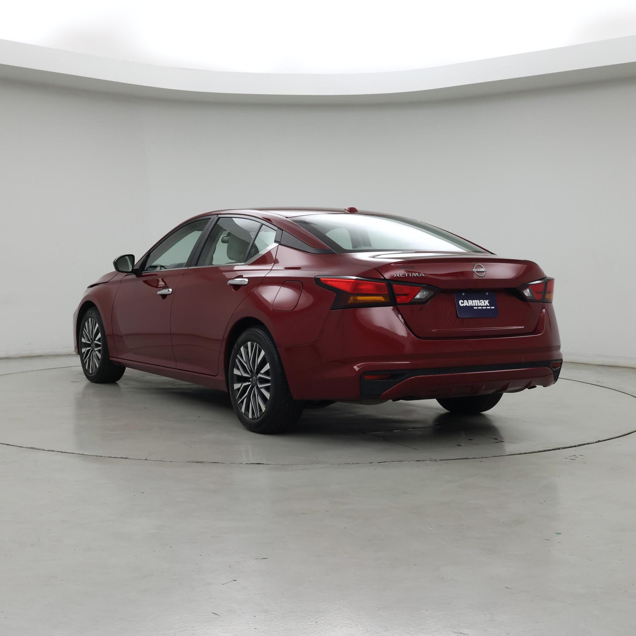 Thumbnail: 2025 Nissan Altima - 2