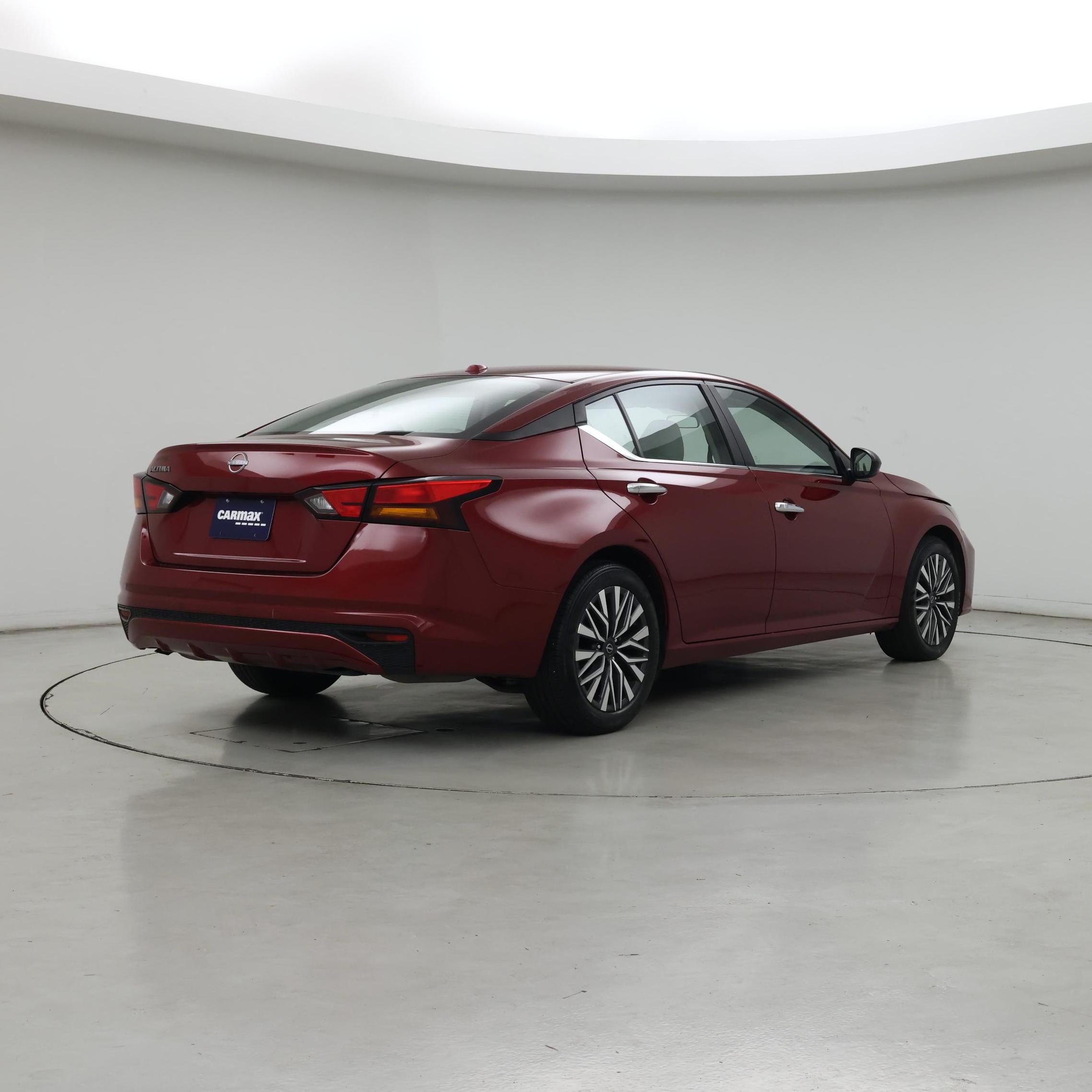 Thumbnail: 2025 Nissan Altima - 8