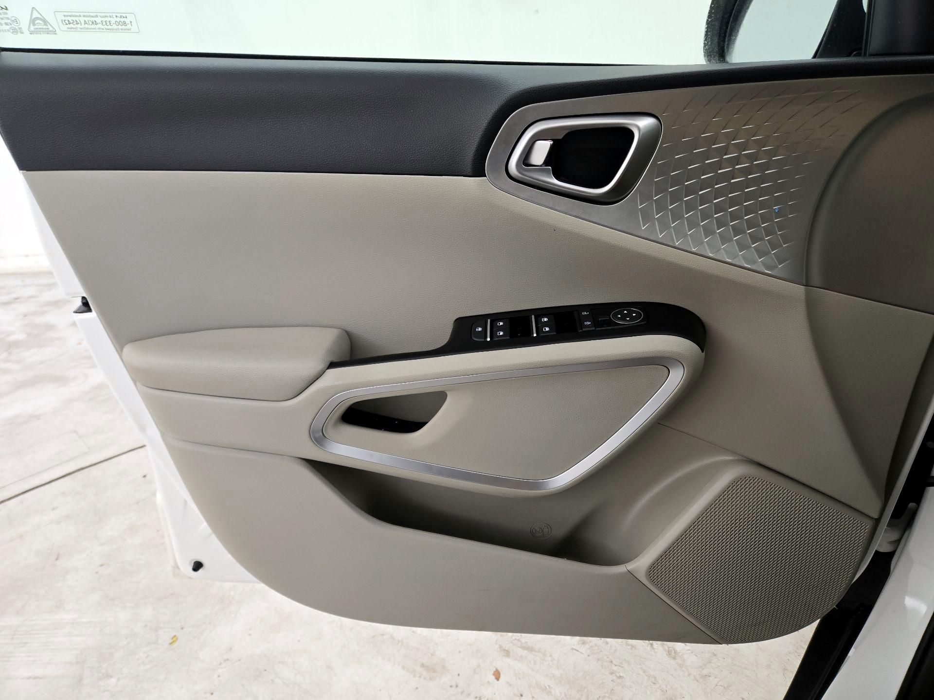 Thumbnail: 2025 Kia Soul - 12