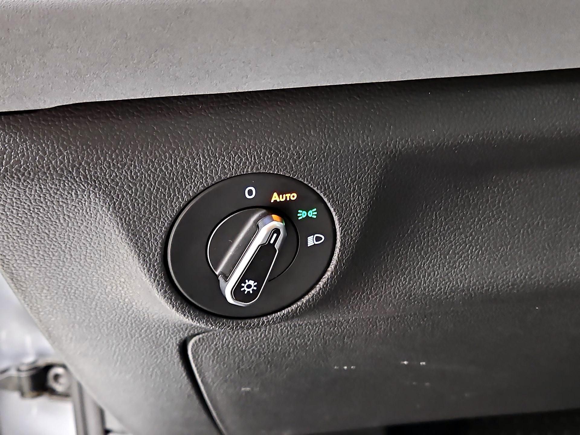 Thumbnail: 2025 Volkswagen Jetta - 13