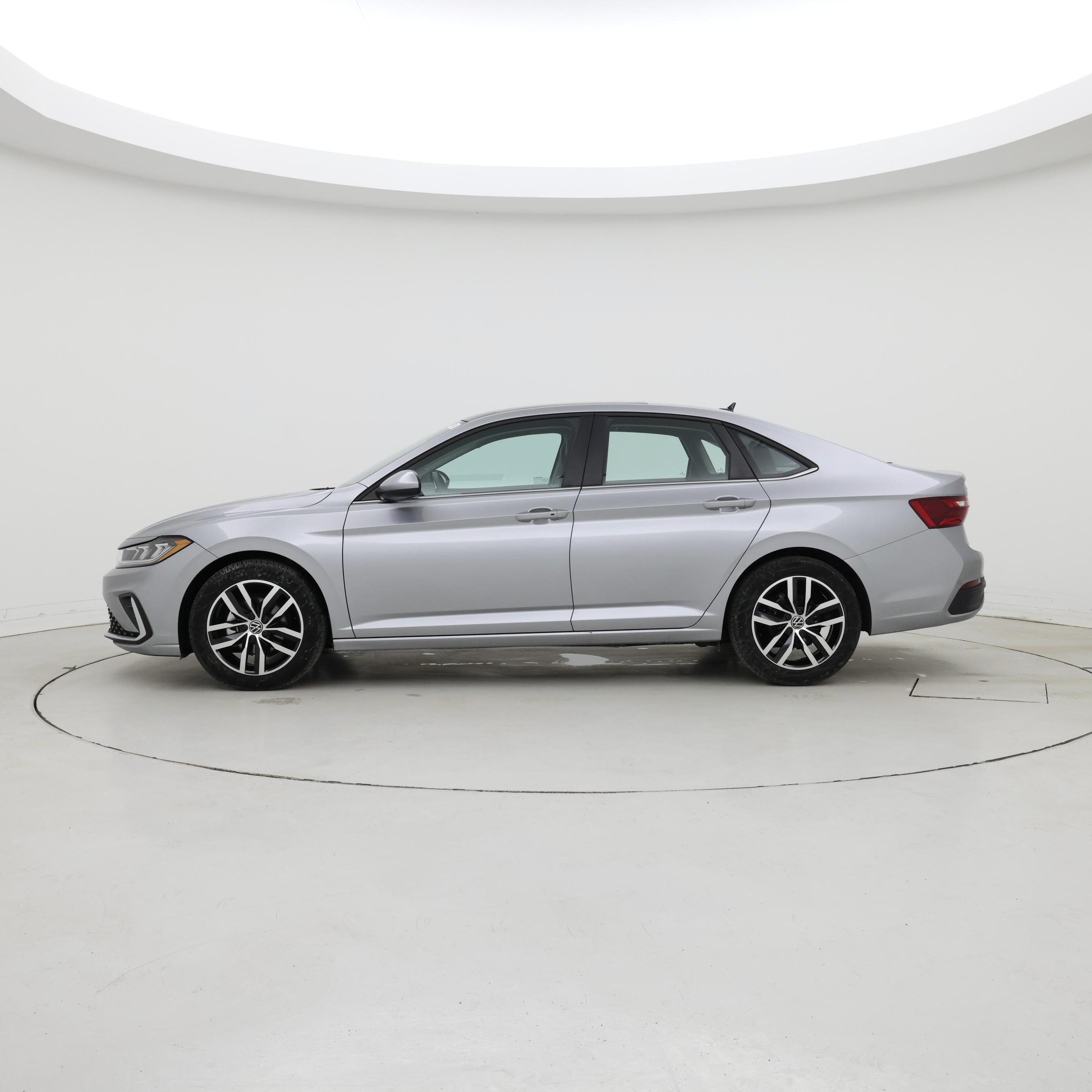 Thumbnail: 2025 Volkswagen Jetta - 3