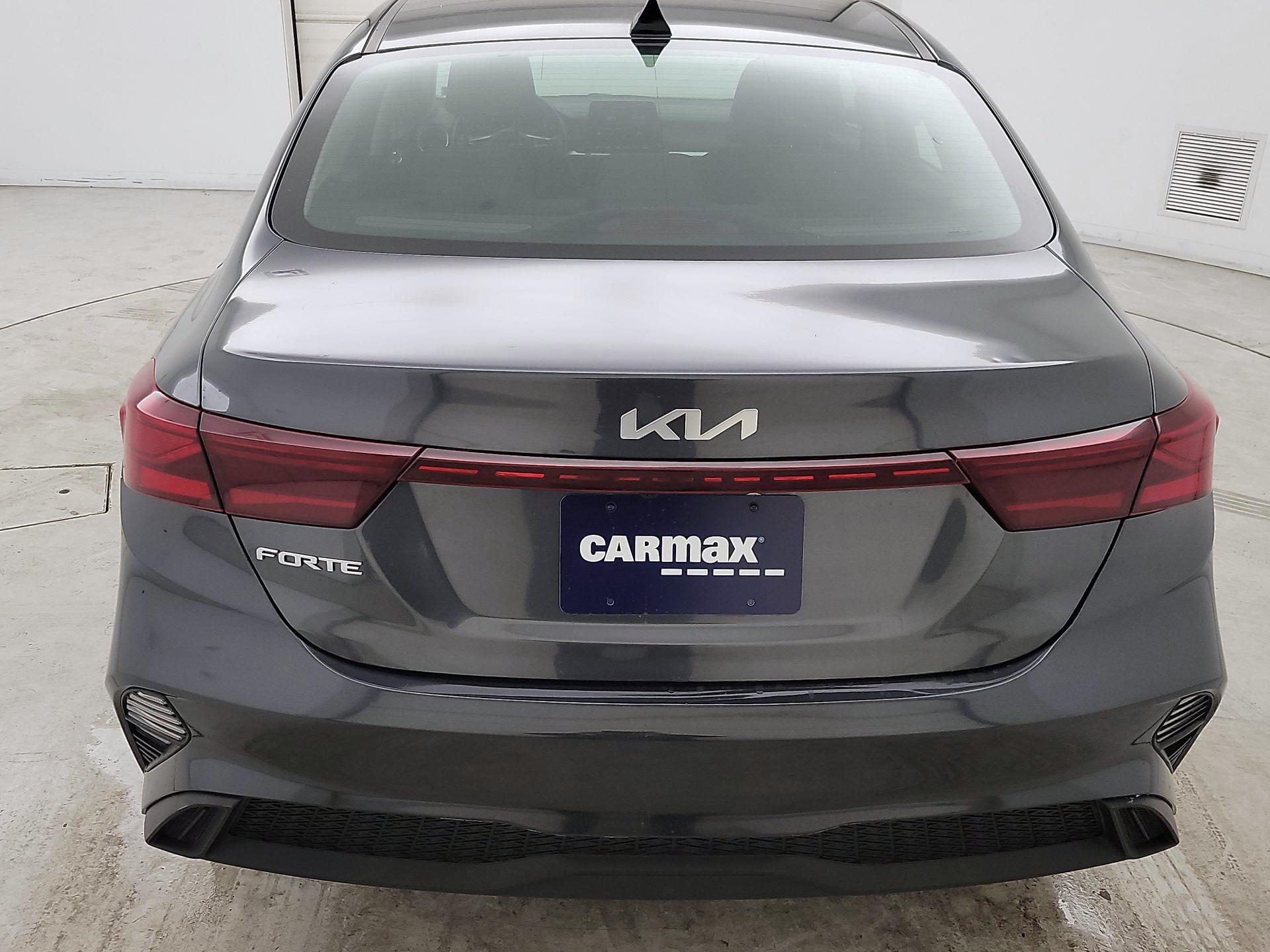 Thumbnail: 2024 Kia Forte - 6