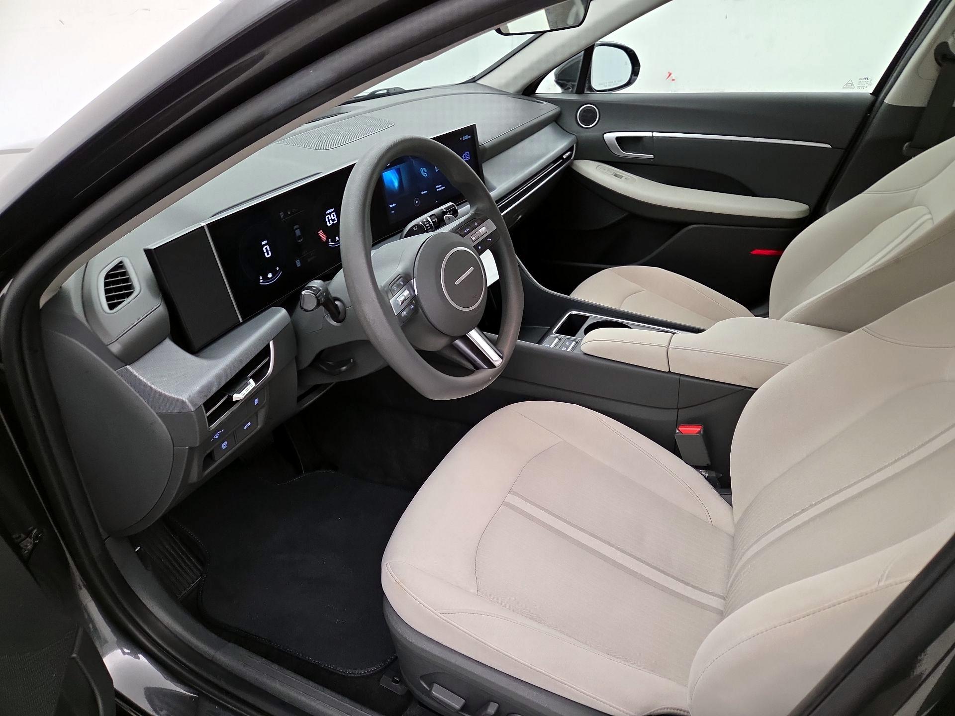 Thumbnail: 2025 Hyundai Sonata - 11