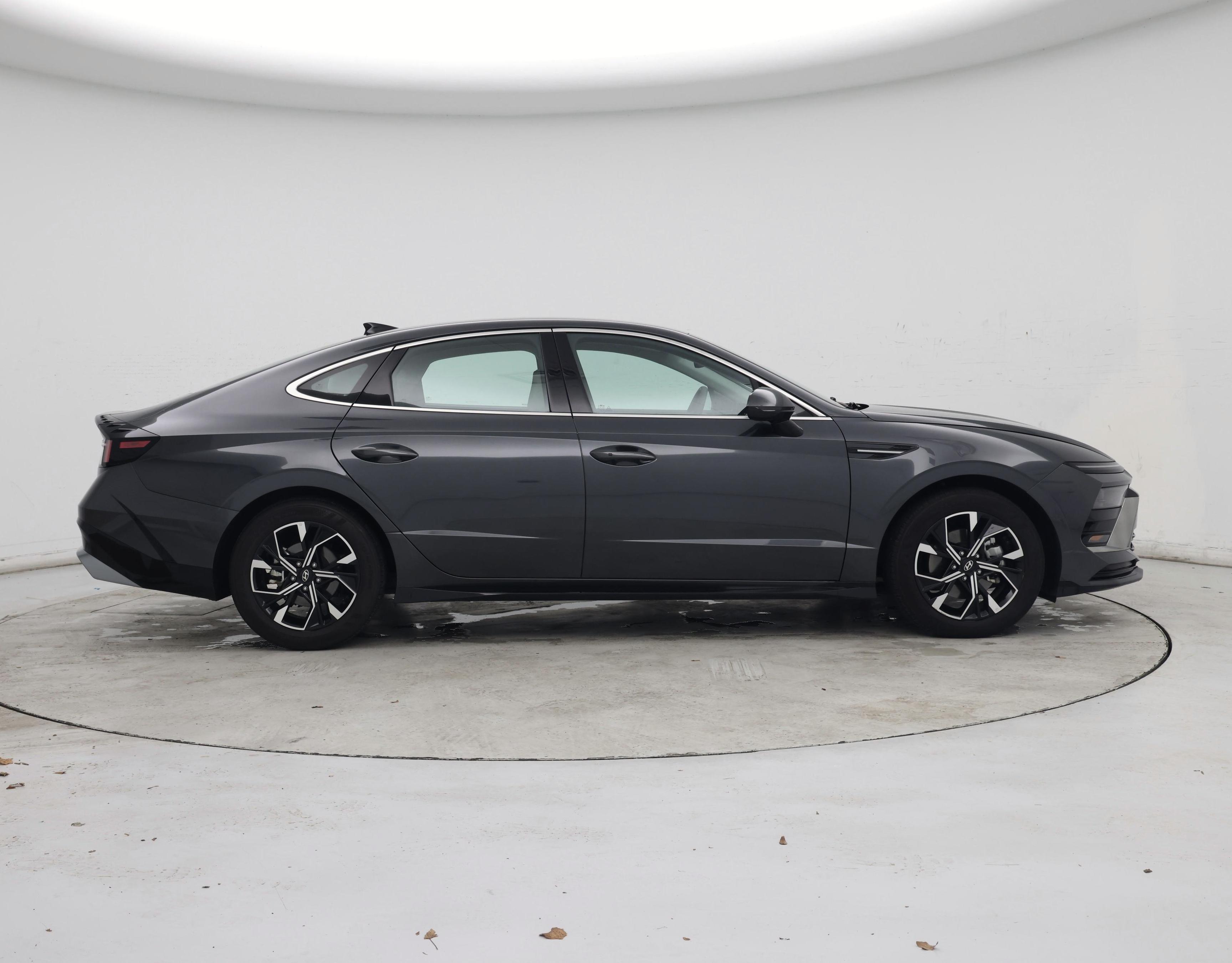 Thumbnail: 2025 Hyundai Sonata - 7