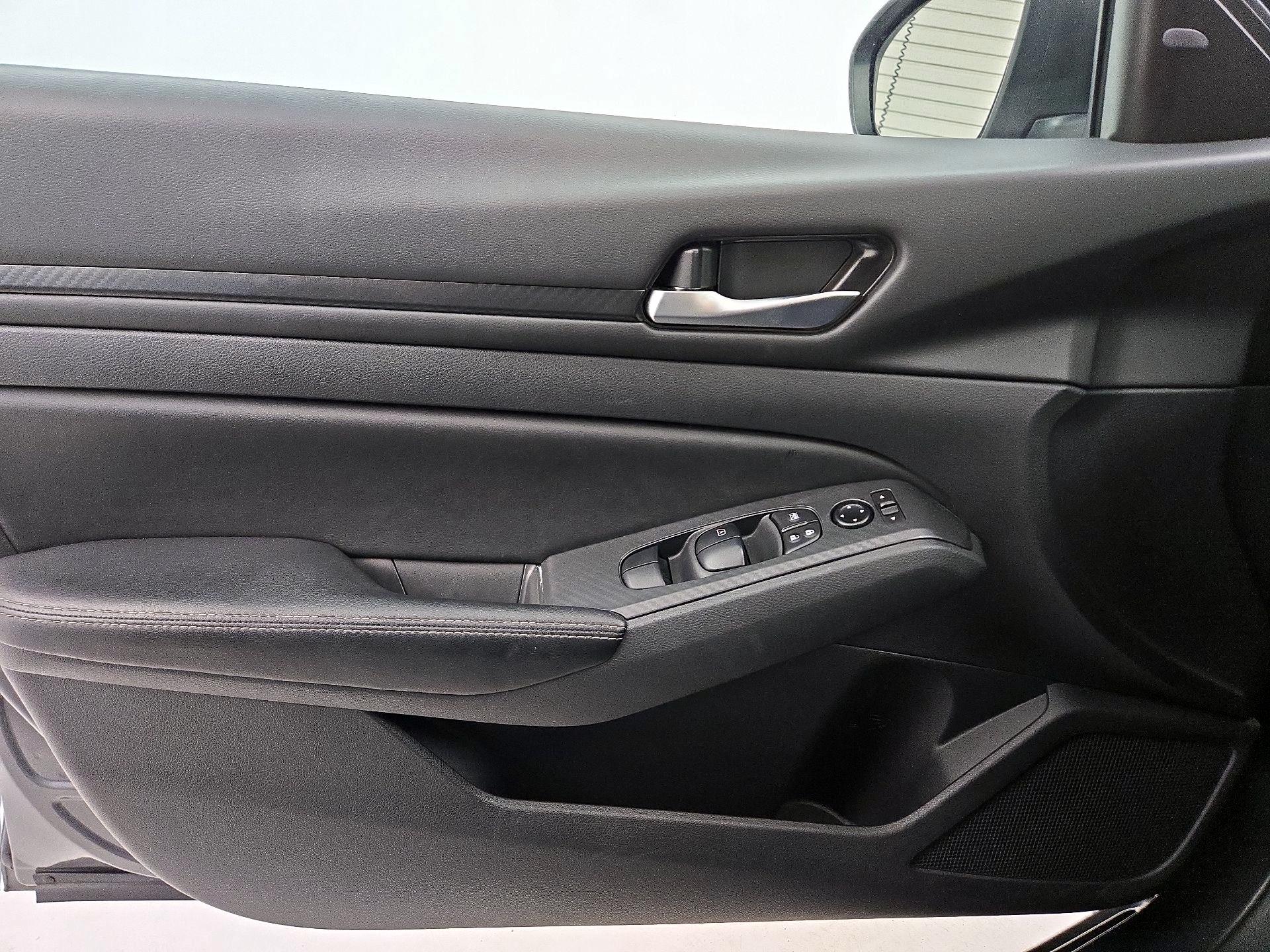 Thumbnail: 2025 Nissan Altima - 12