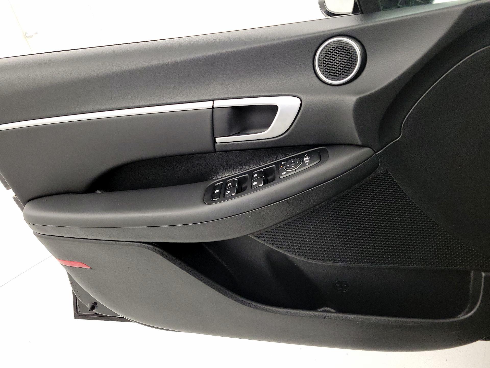 Thumbnail: 2025 Hyundai Sonata - 12