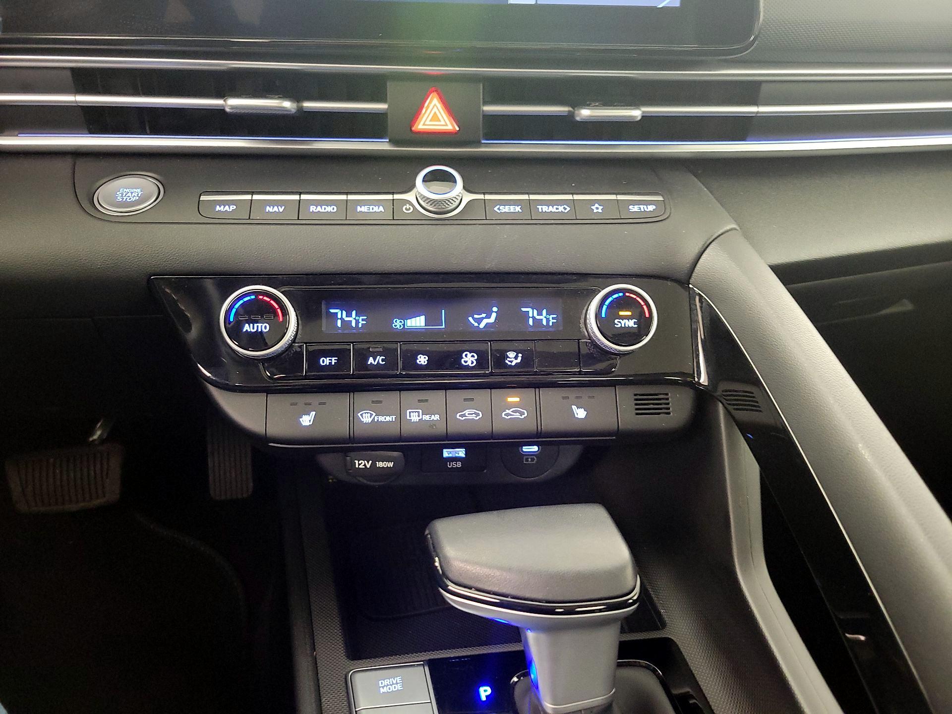 Thumbnail: 2025 Hyundai Elantra - 17