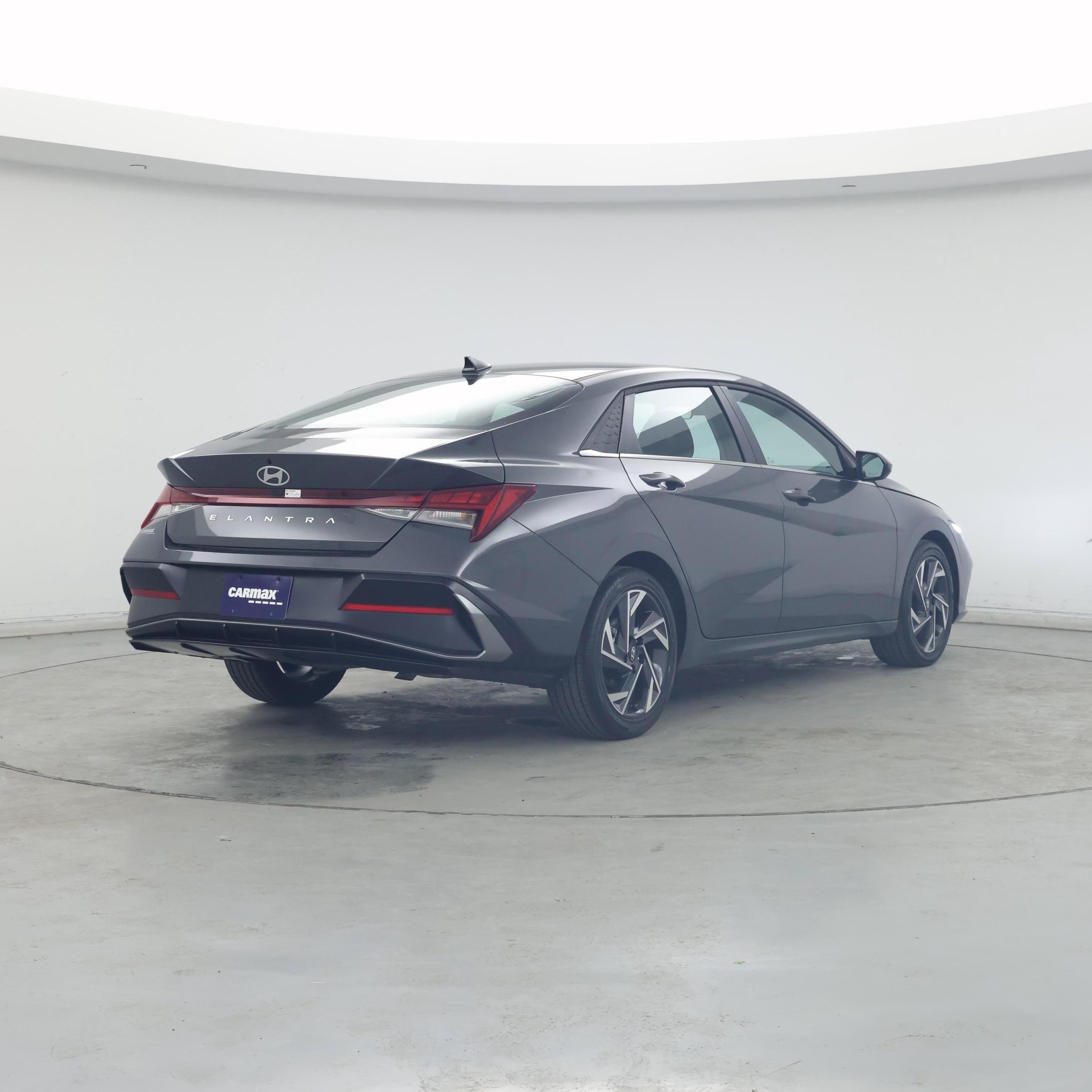 Thumbnail: 2025 Hyundai Elantra - 8