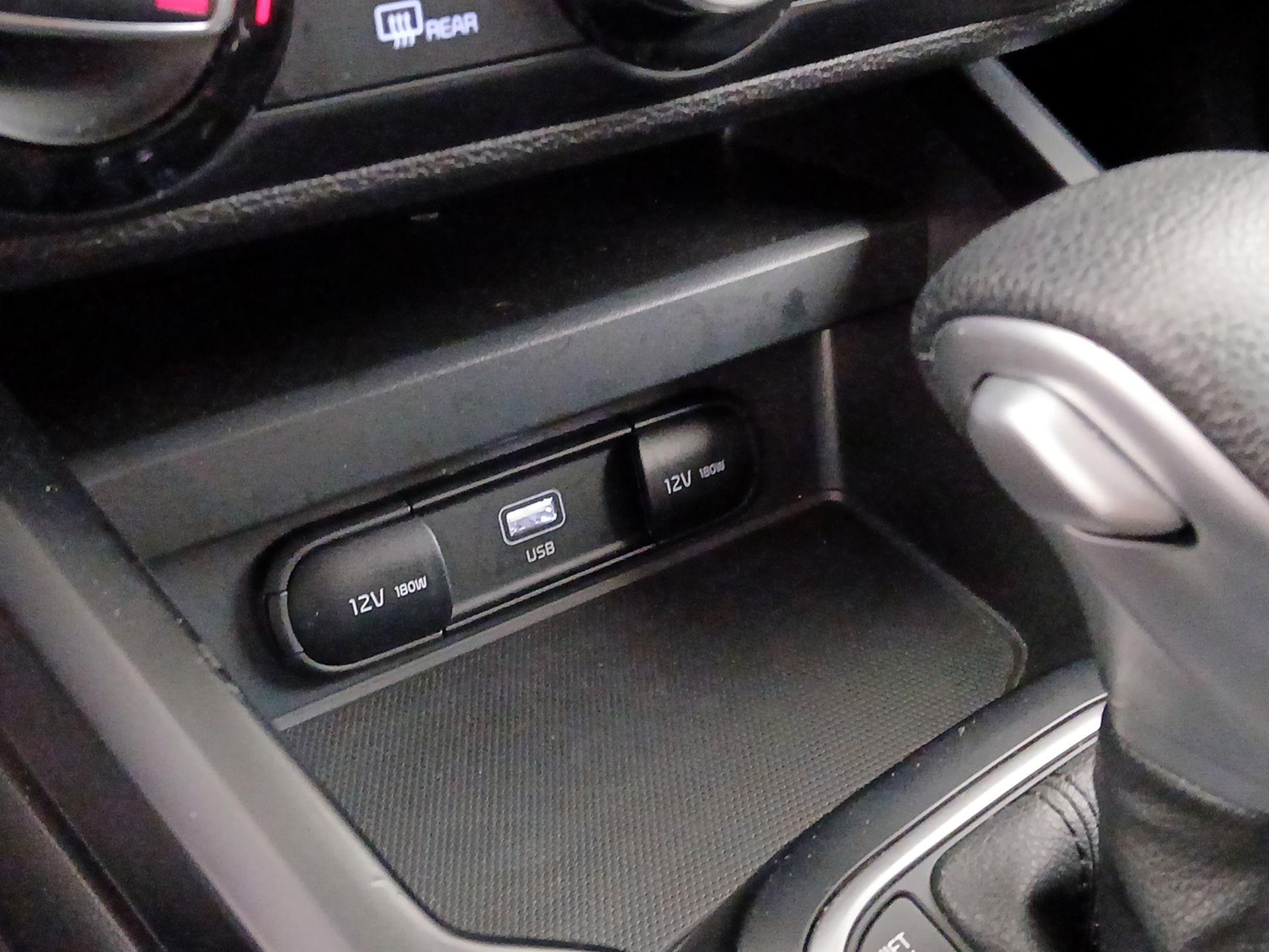 Thumbnail: 2025 Kia Soul - 18