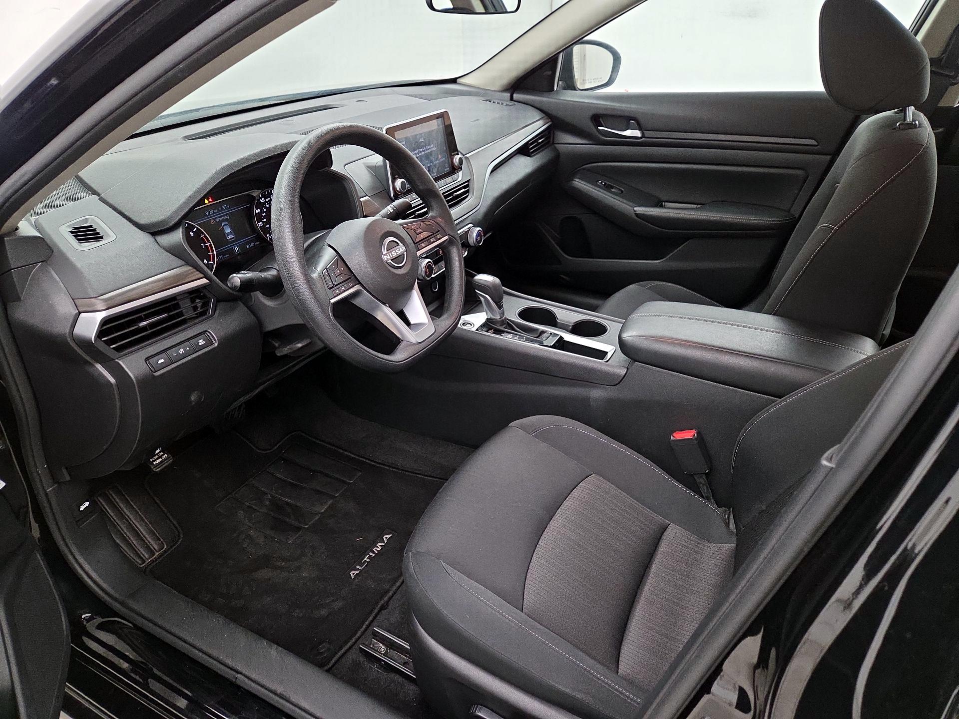 Thumbnail: 2025 Nissan Altima - 11