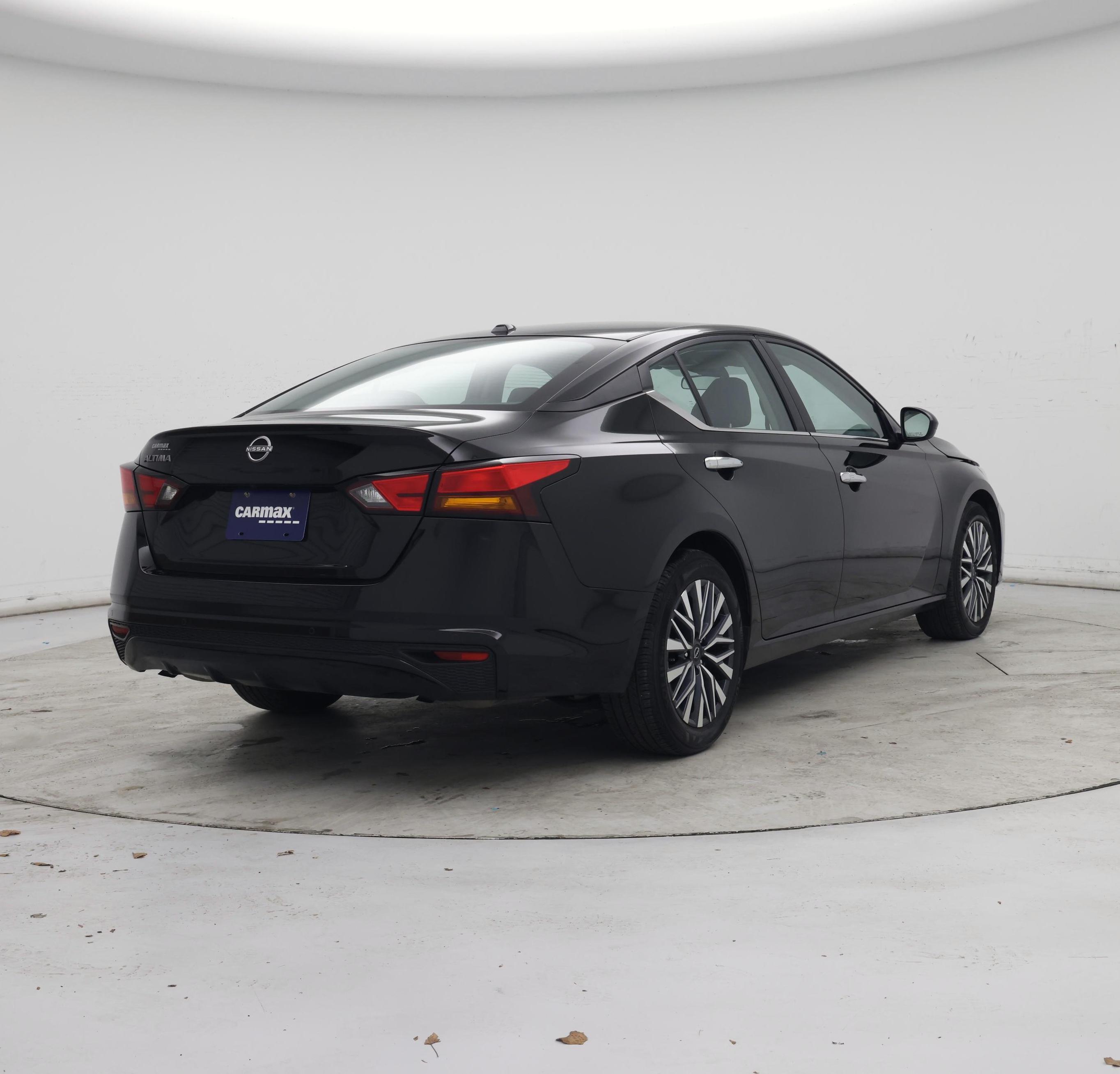 Thumbnail: 2025 Nissan Altima - 8