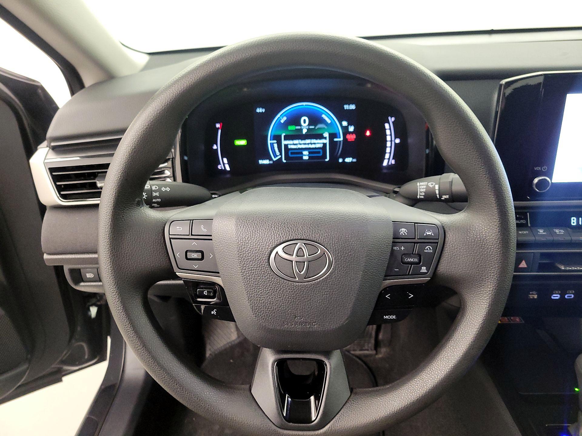 Thumbnail: 2025 Toyota Camry - 10