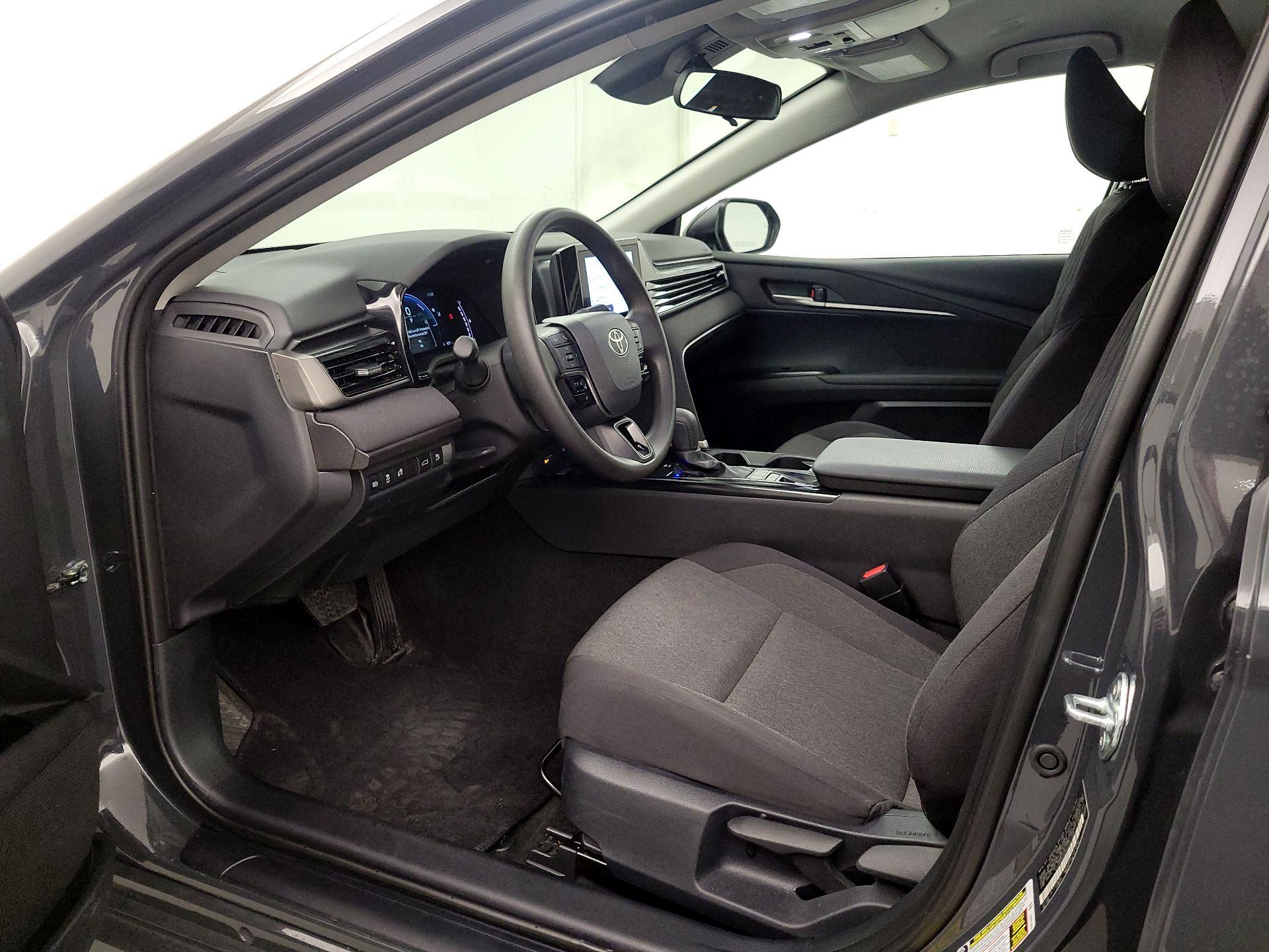 Thumbnail: 2025 Toyota Camry - 11