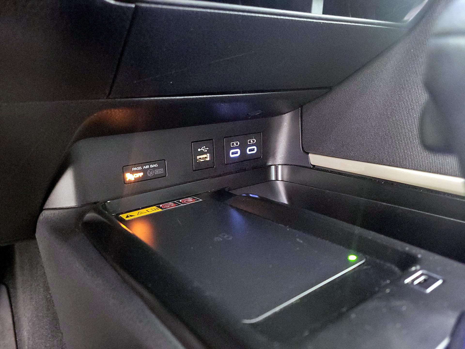 Thumbnail: 2025 Toyota Camry - 18