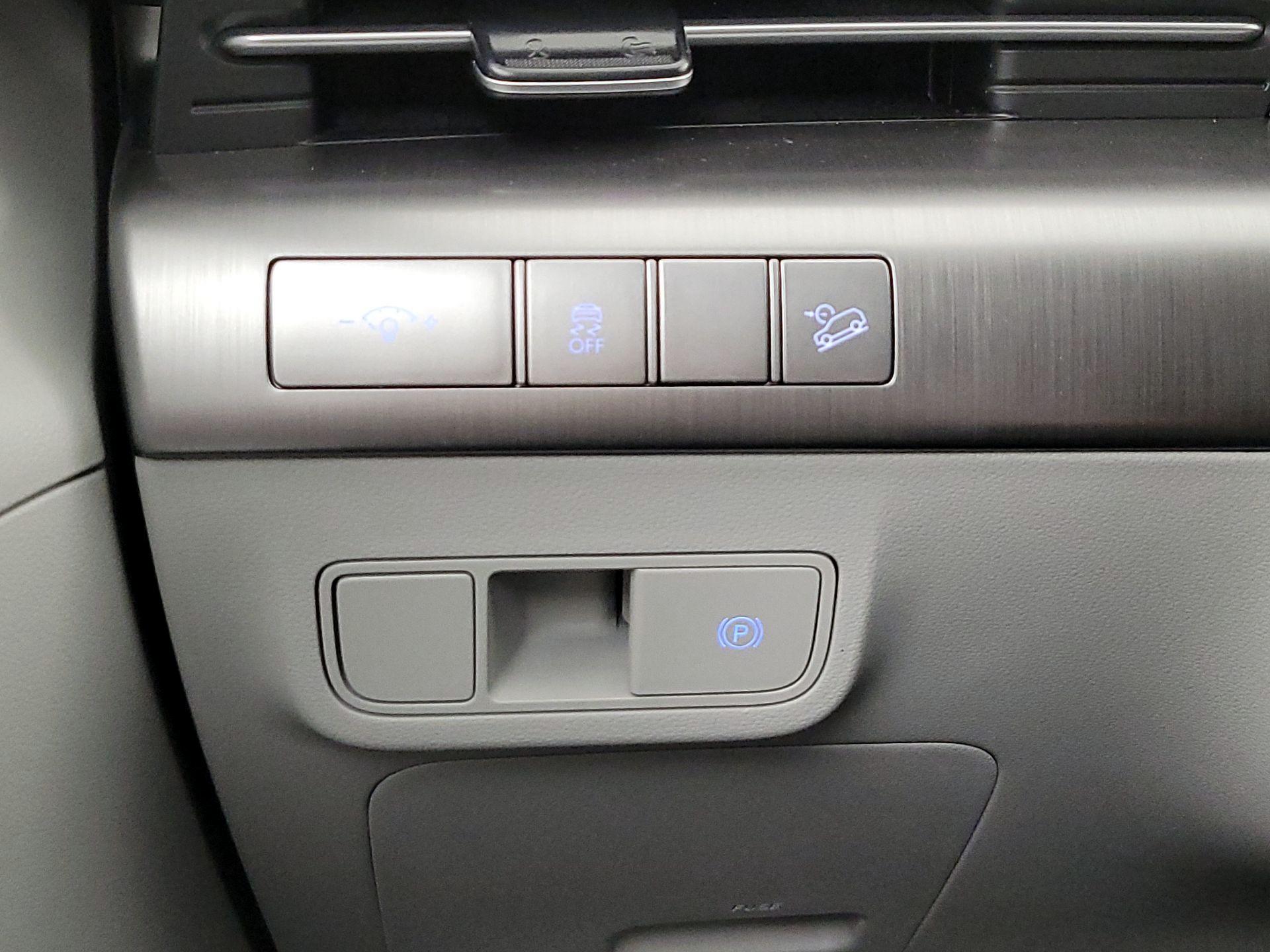 Thumbnail: 2025 Hyundai Kona - 13