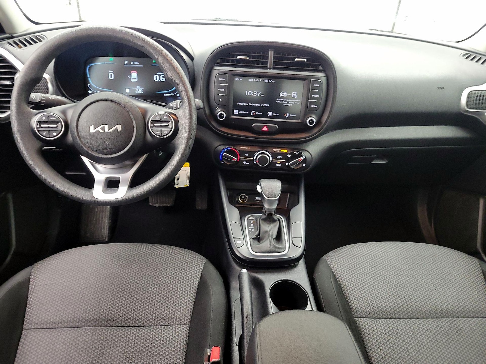 2025 Kia Soul LX - Photo 10