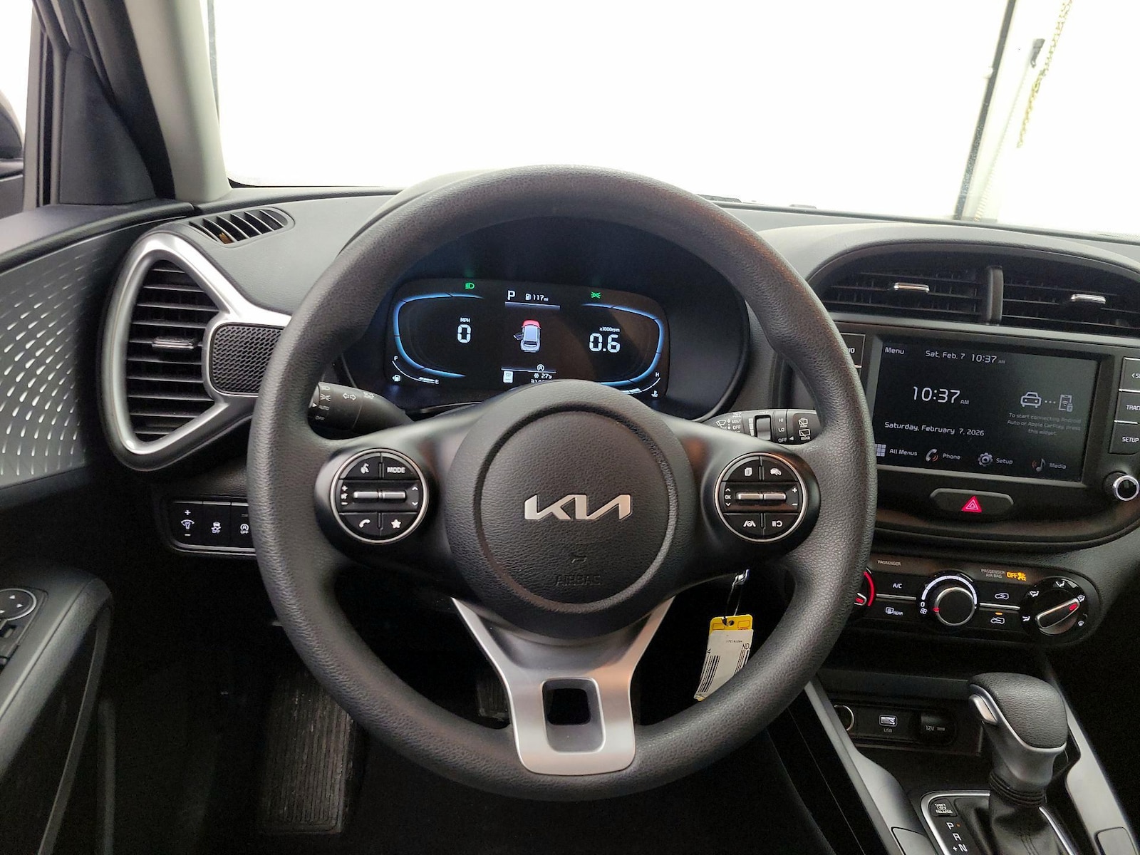 2025 Kia Soul LX - Photo 11
