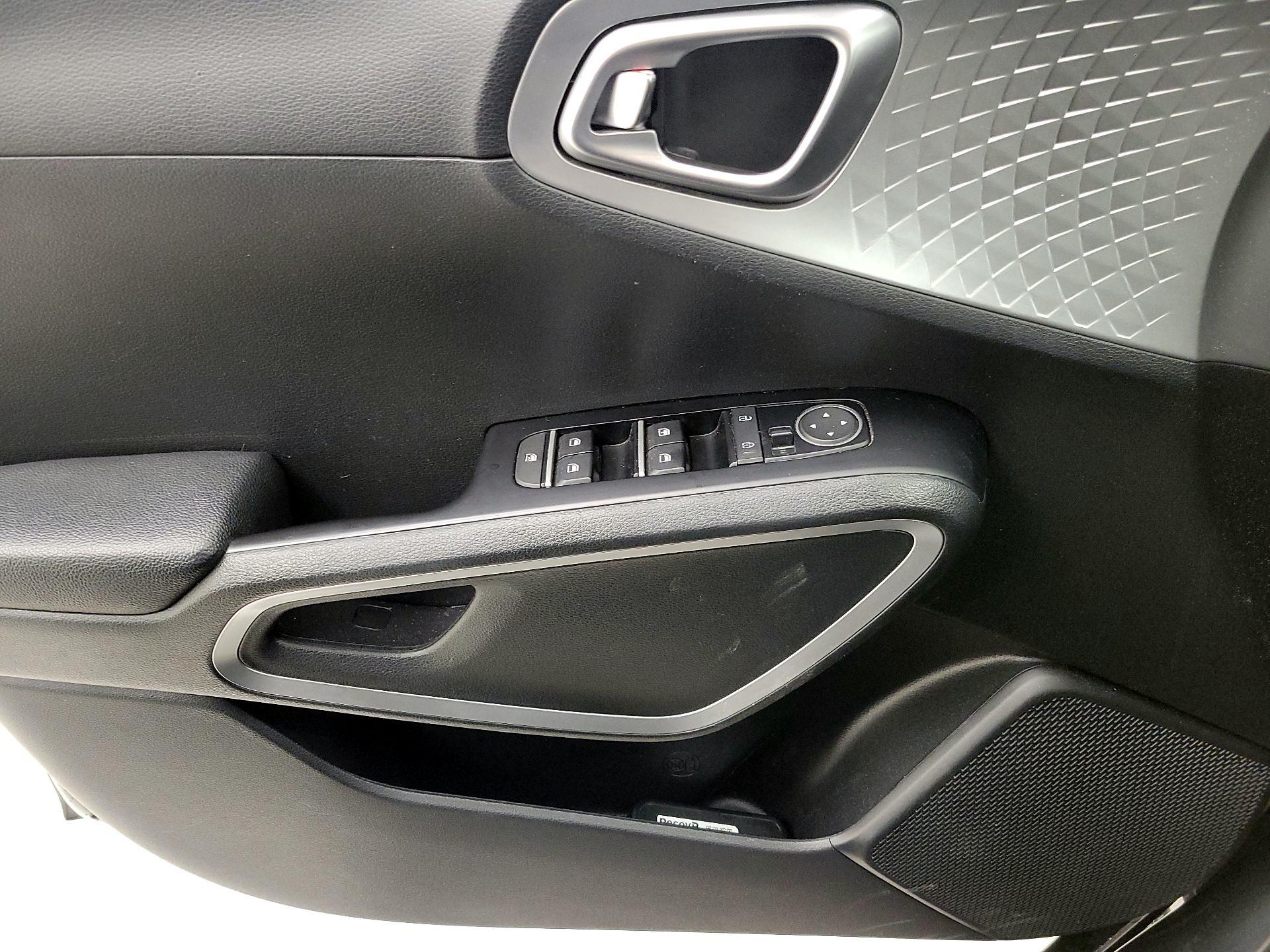 Thumbnail: 2025 Kia Soul - 12