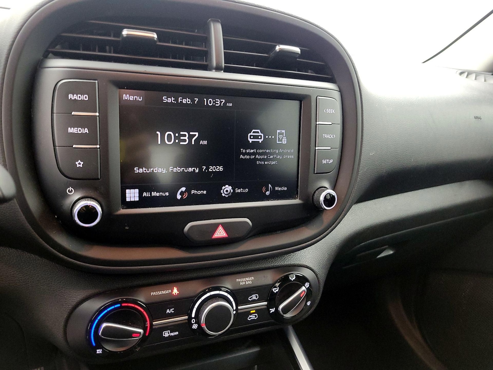 2025 Kia Soul LX - Photo 17