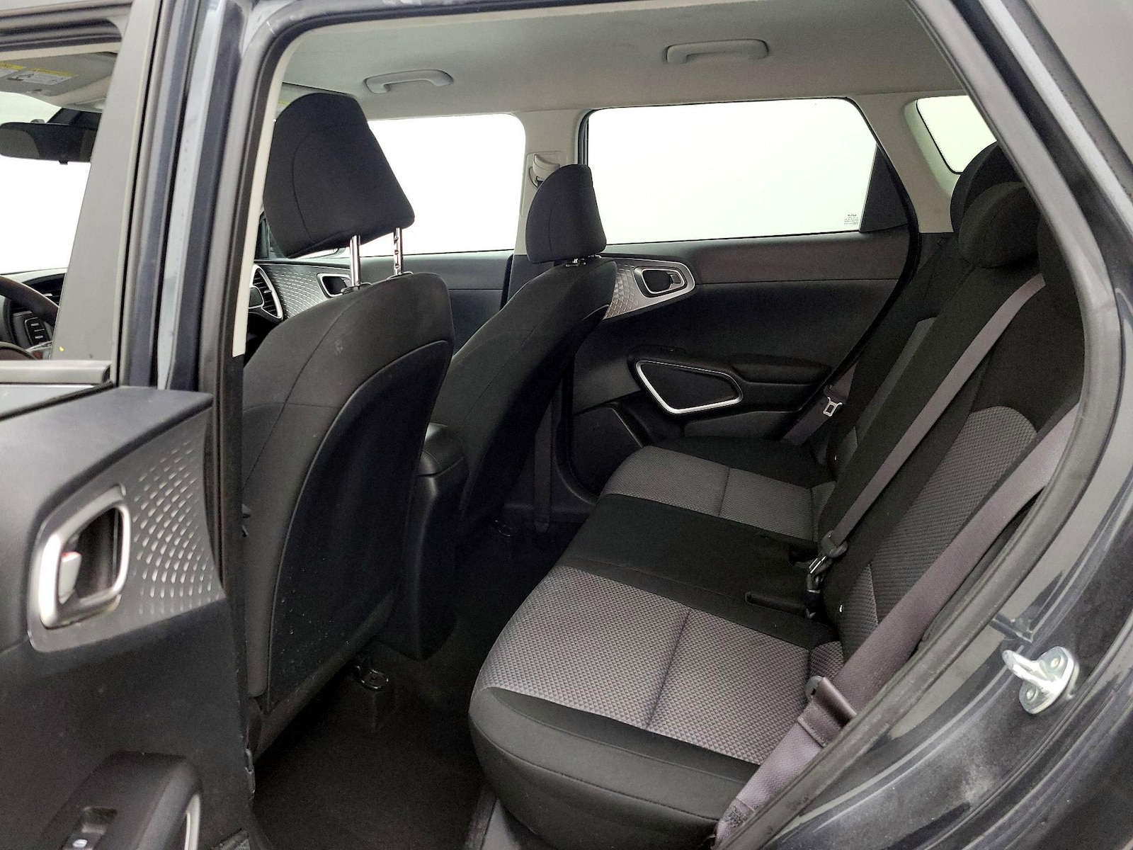 2025 Kia Soul LX - Photo 20