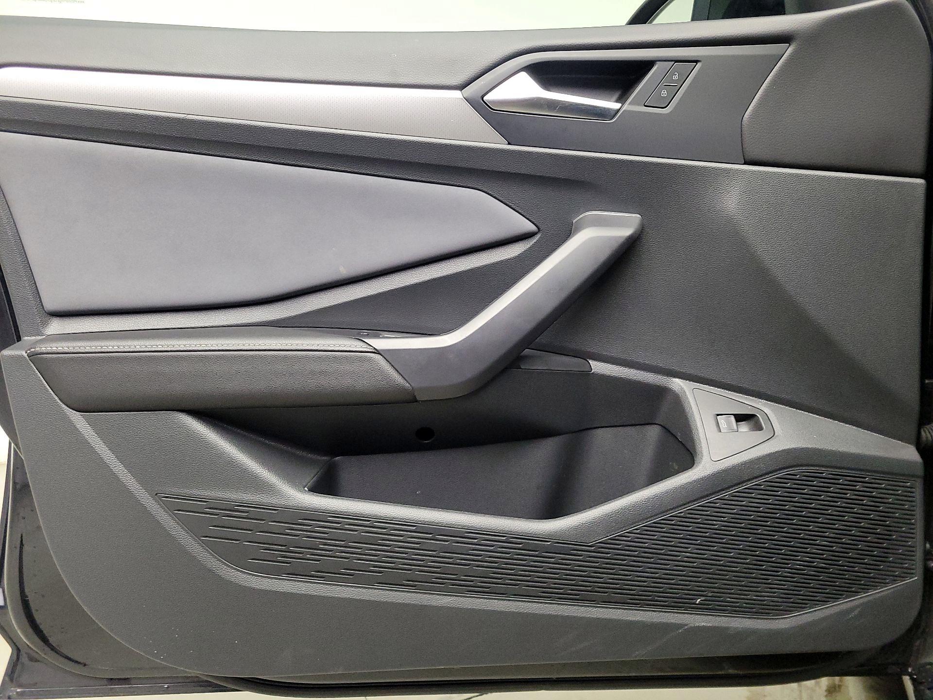 Thumbnail: 2025 Volkswagen Jetta - 12