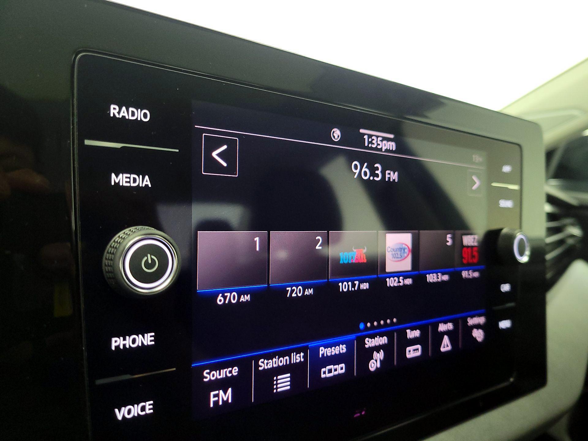 Thumbnail: 2025 Volkswagen Jetta - 15