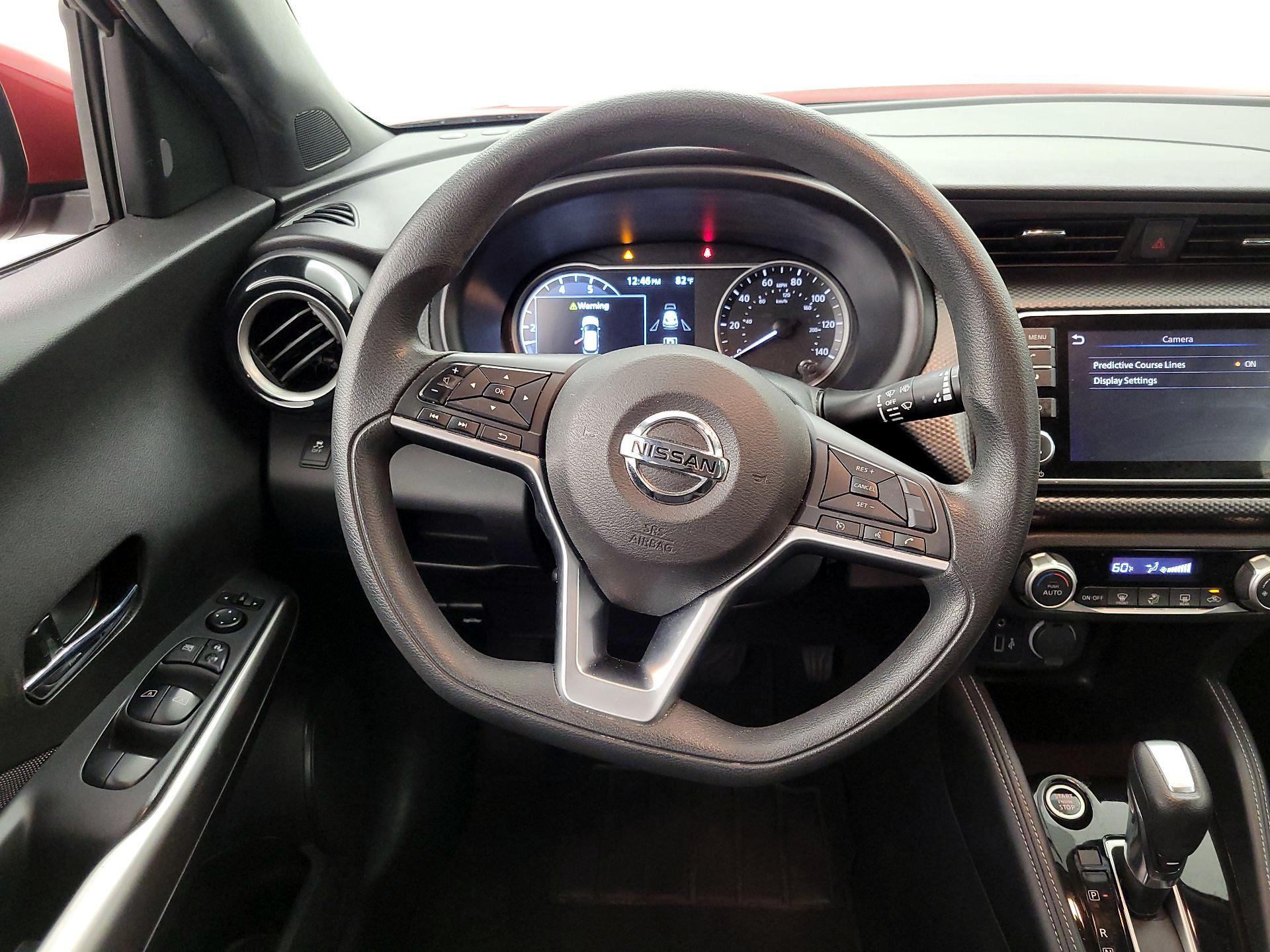 Thumbnail: 2019 Nissan Kicks - 10