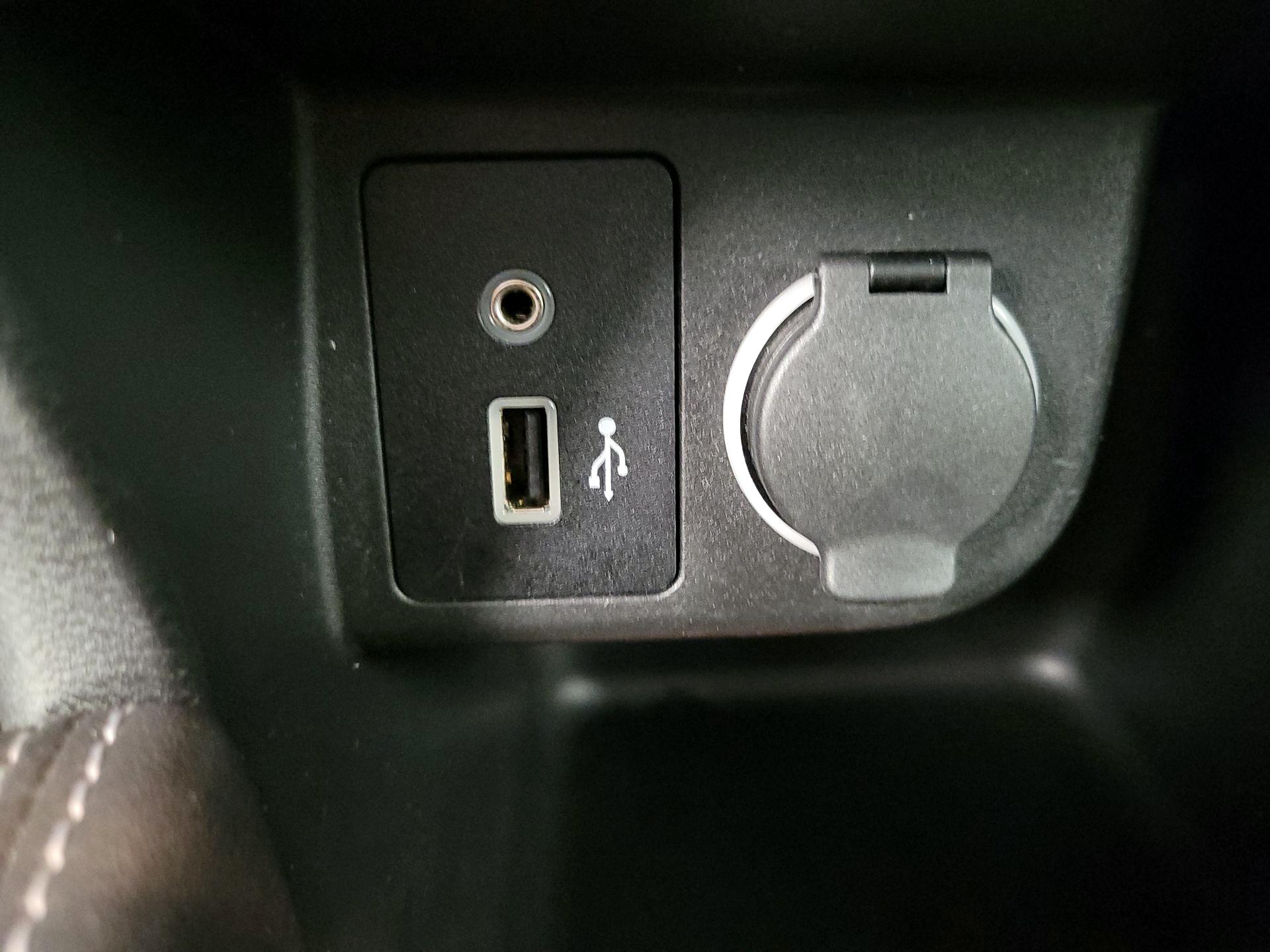 Thumbnail: 2019 Nissan Kicks - 18