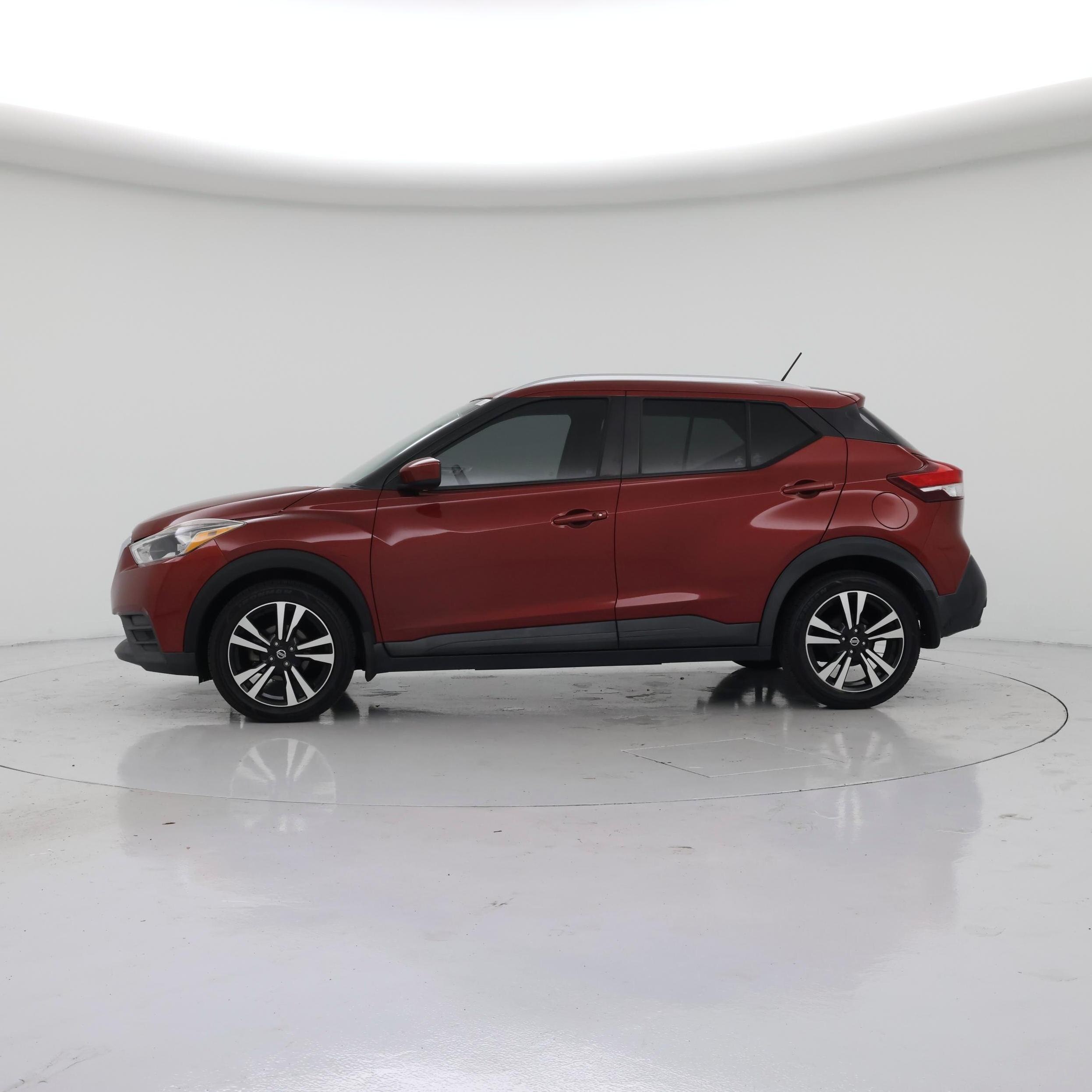 Thumbnail: 2019 Nissan Kicks - 3