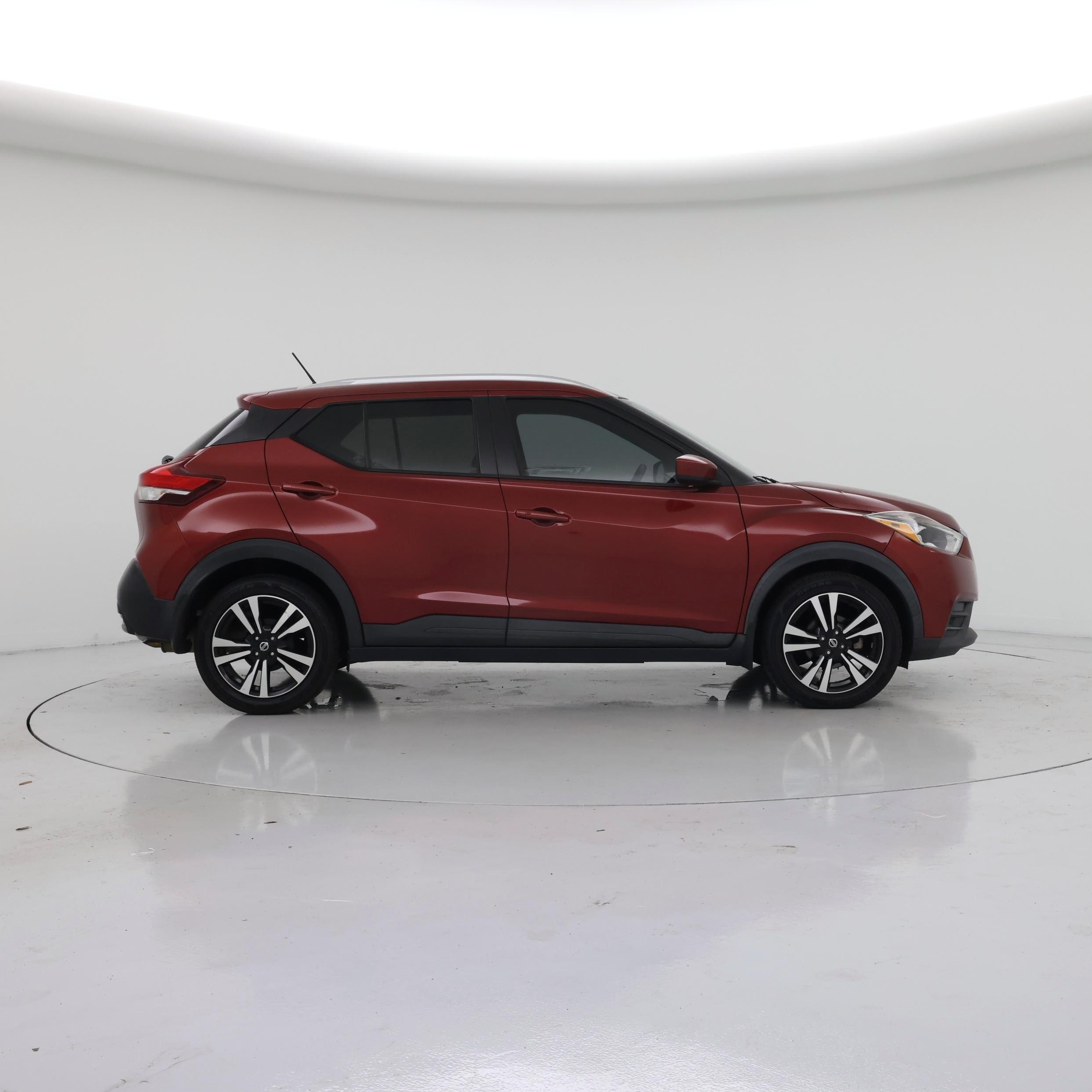 Thumbnail: 2019 Nissan Kicks - 7