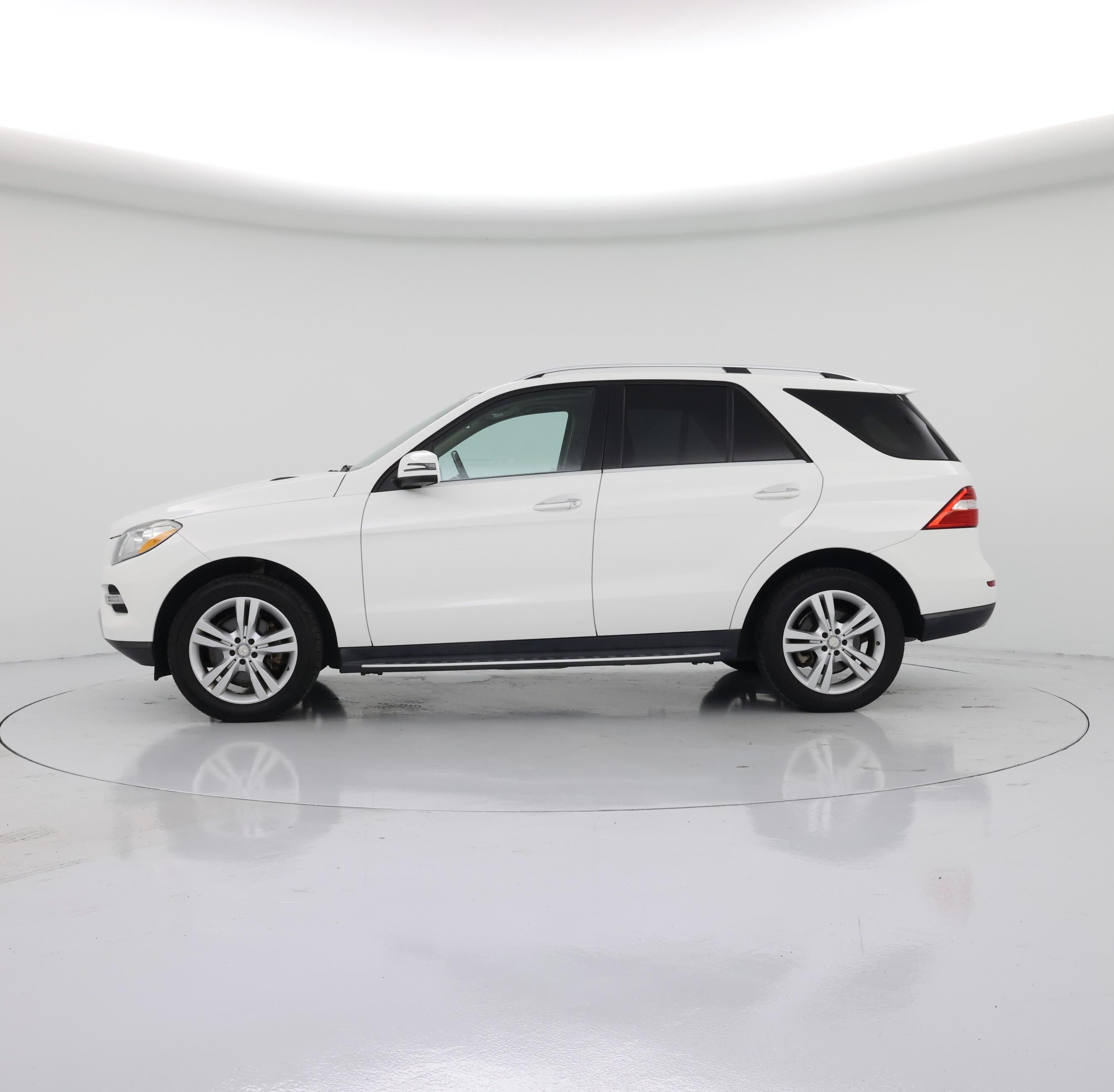 Thumbnail: 2015 Mercedes-Benz M-Class - 3