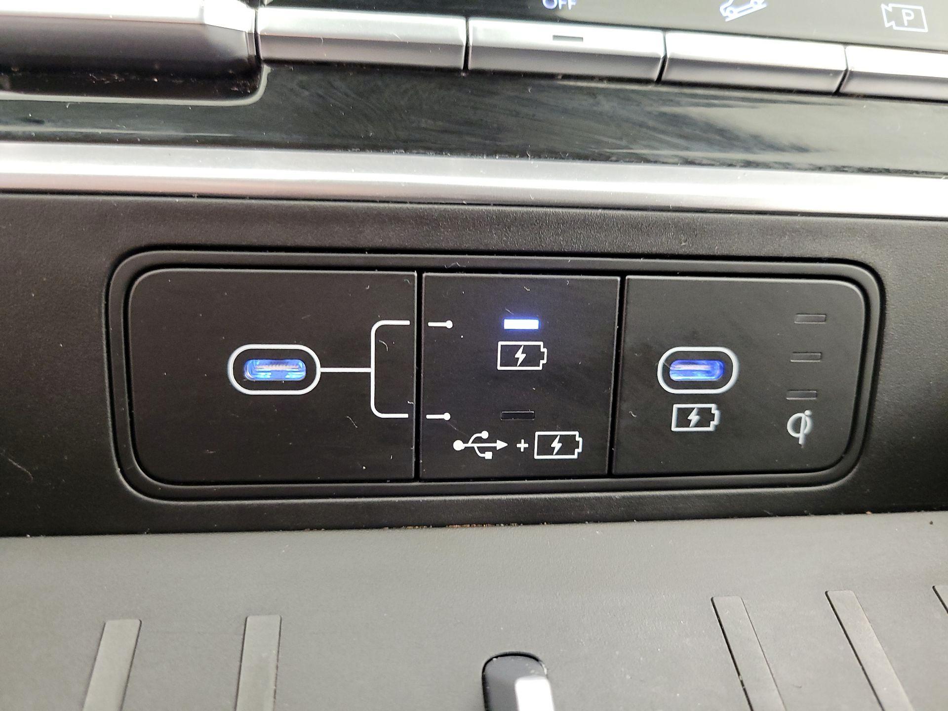 Thumbnail: 2025 Hyundai Santa Fe - 18