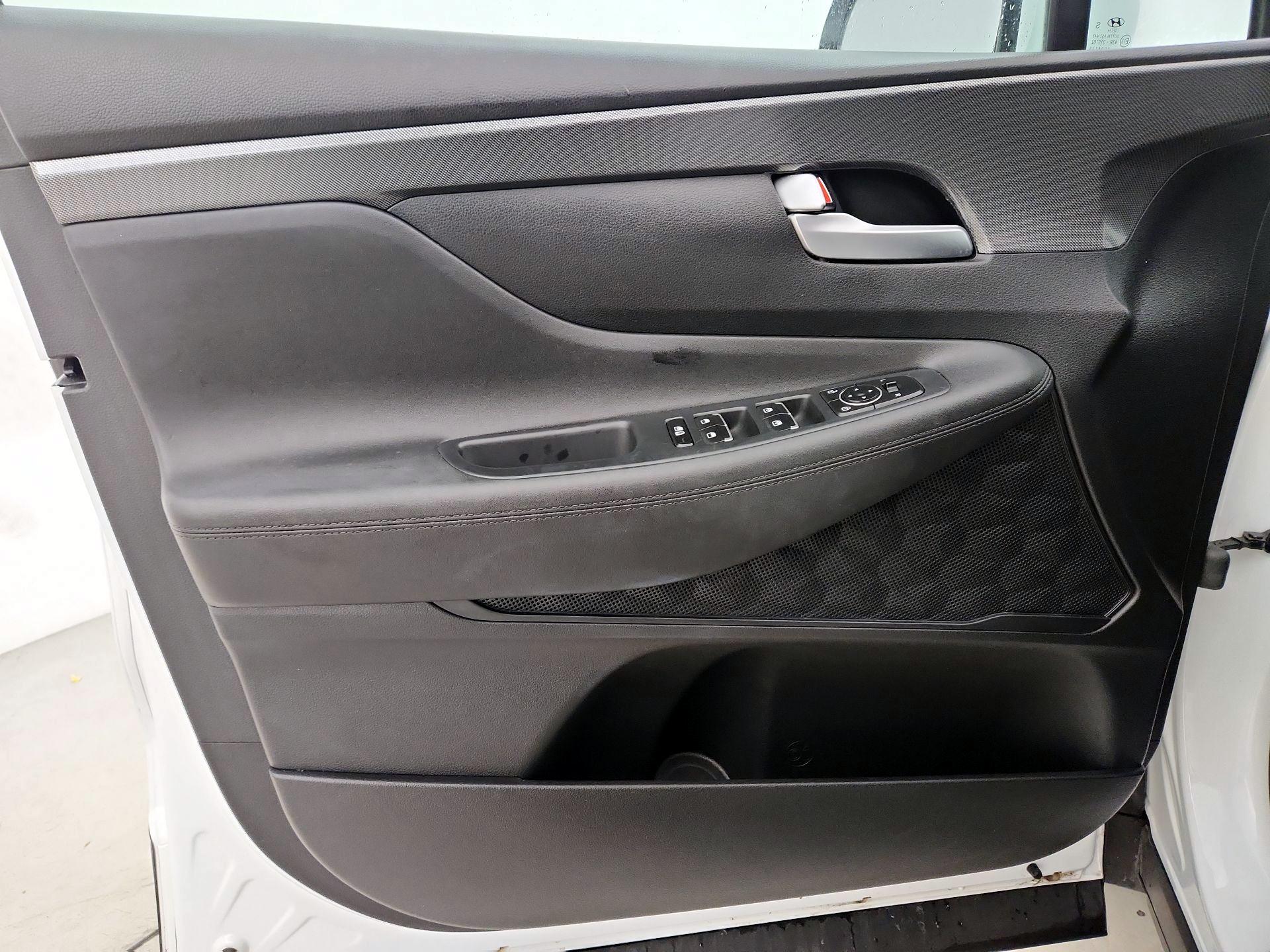 Thumbnail: 2023 Hyundai Santa Fe - 12