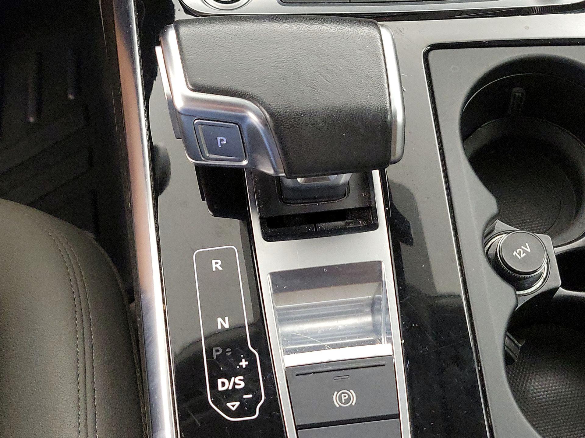 Thumbnail: 2022 Audi Q7 - 18