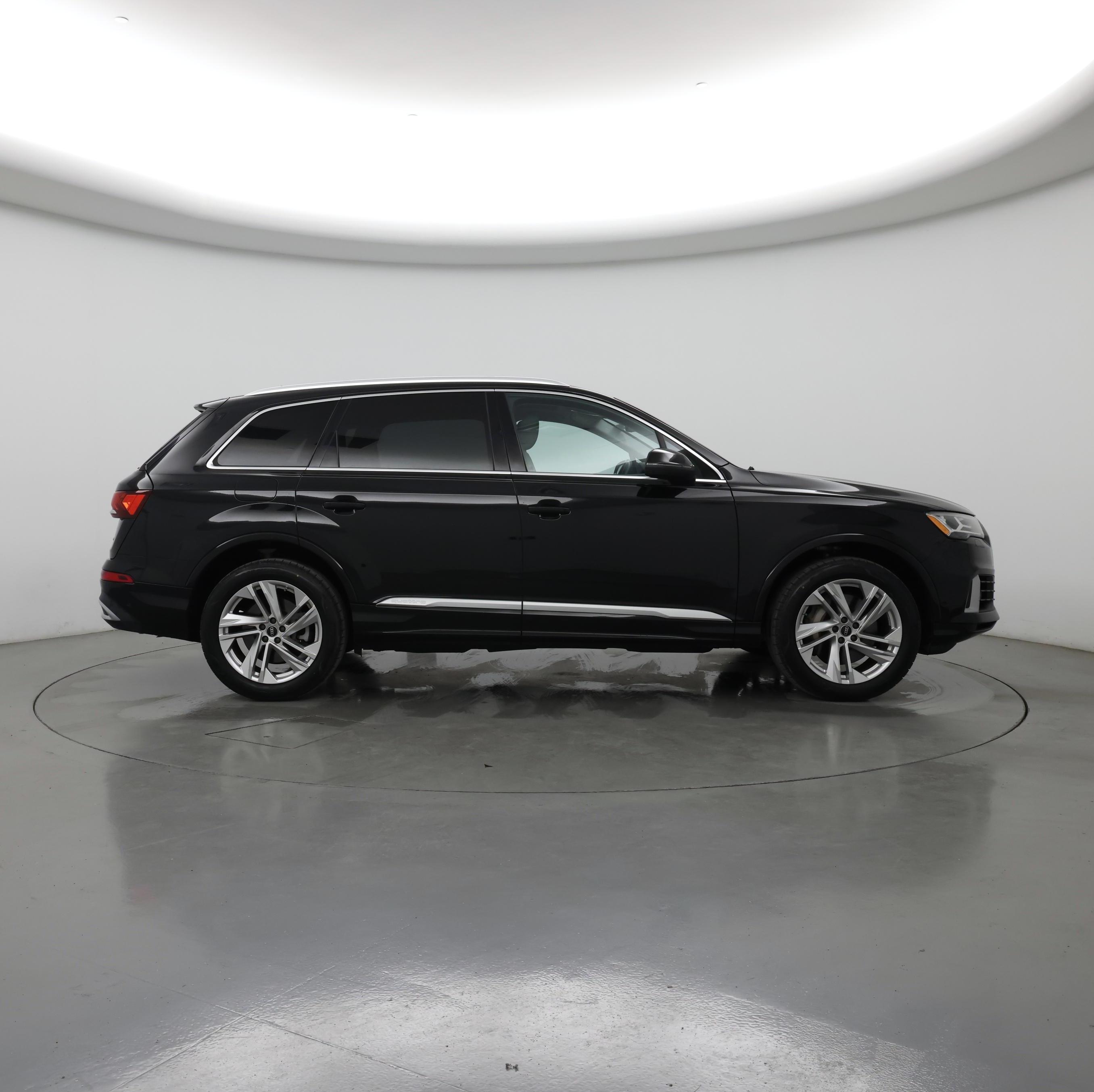 Thumbnail: 2022 Audi Q7 - 7