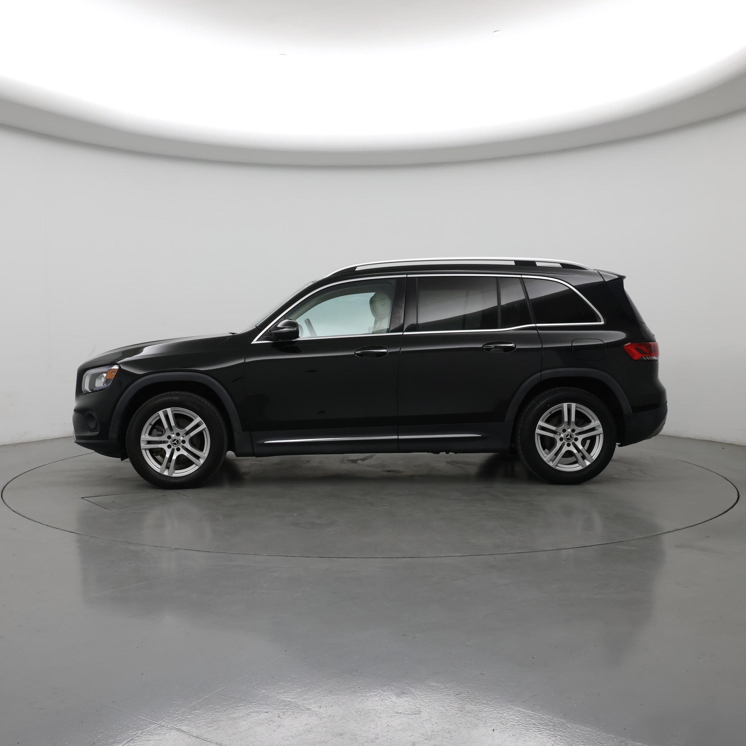 Thumbnail: 2020 Mercedes-Benz GLB - 3